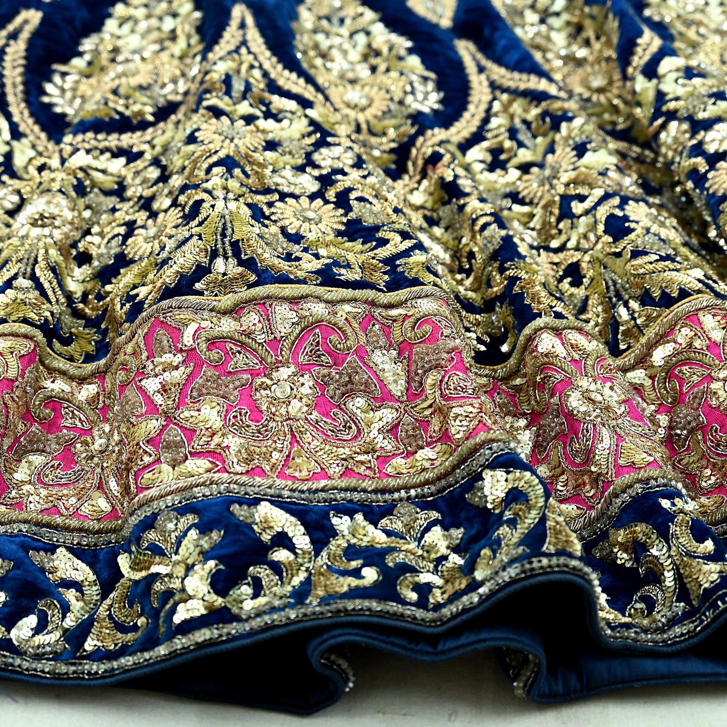 Indian Pre-owned Heavy Wedding Blue & Pink Net/Mesh/ Velvet Hand Embroidered Lehenga/Dupatta Designer By Manish Malhotra Zardozi Bridal Wear