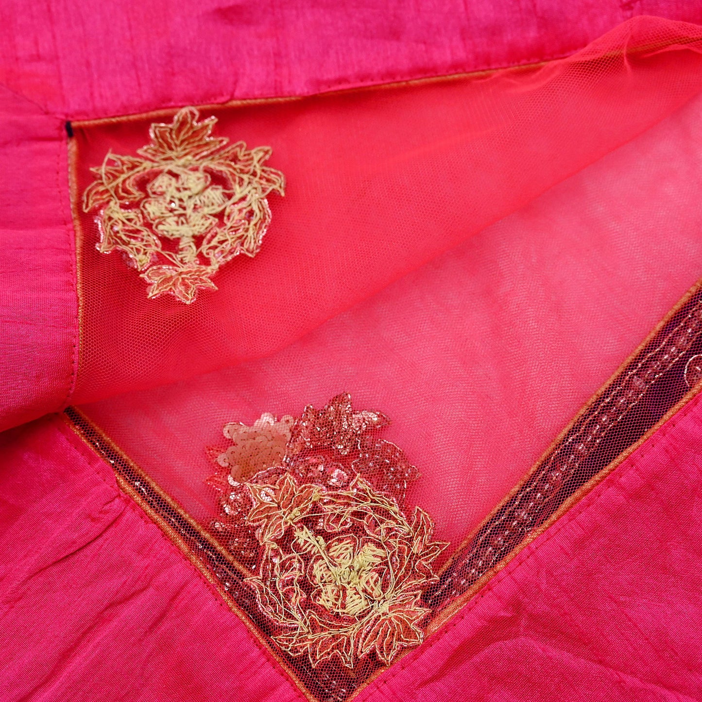 Indian Pre-owned Heavy Wedding Pink Net/Mesh Hand Embroidered Dupatta Designer By Manish Malhotra Zardozi Bridal Veil