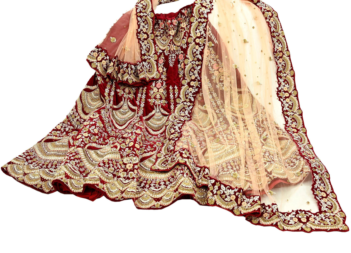 Indian Pre-owned Heavy Wedding Maroon & Peach Net/Mesh/ Velvet Hand Embroidered Lehenga/Dupatta Designer By Anamika Khanna Bridal Wear