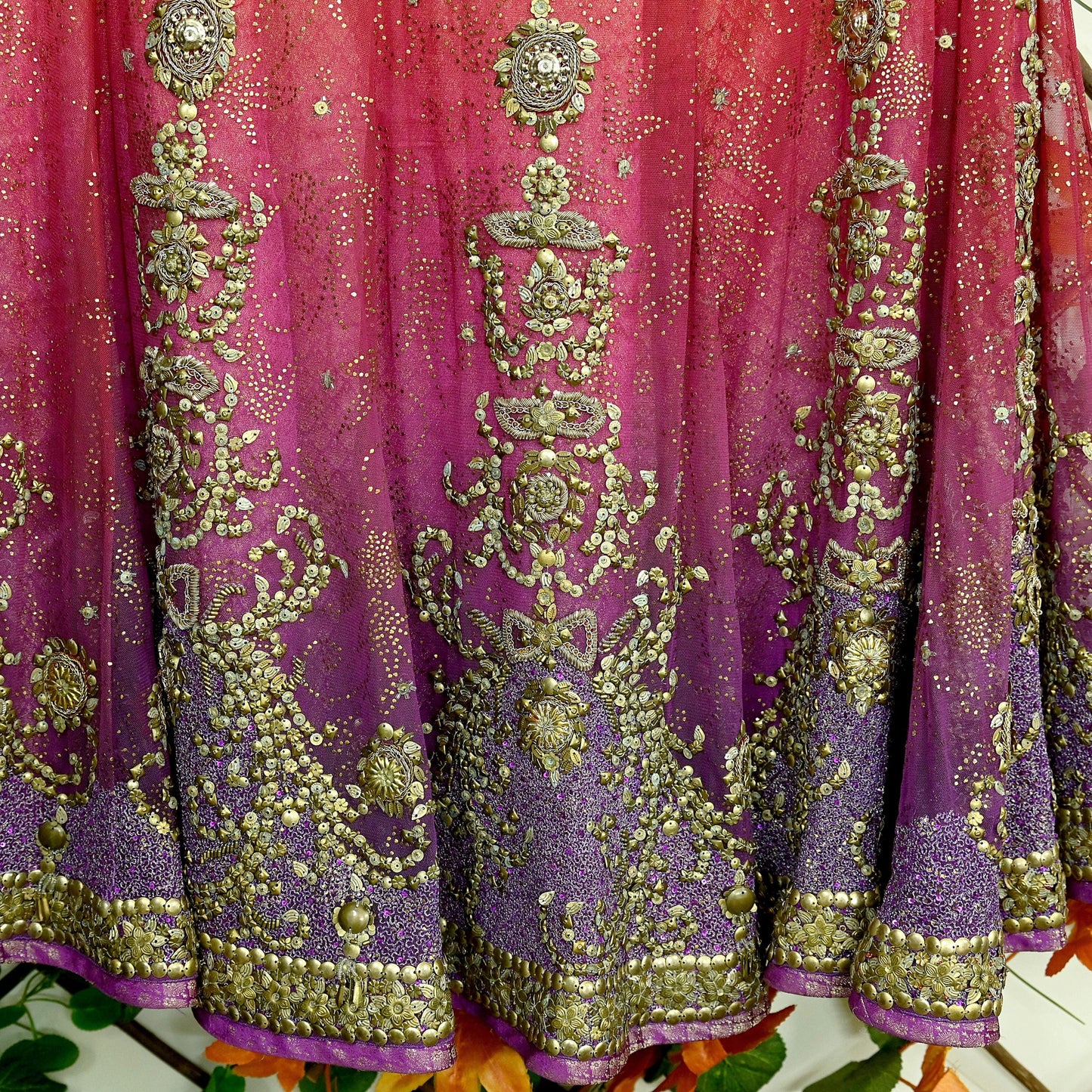 Indian Pre-owned Heavy Wedding Purple & Orange Net/Mesh Hand Embroidered Lehenga/Dupatta/Choli Designer By Tarun Tahiliani Party/Bridal Wear