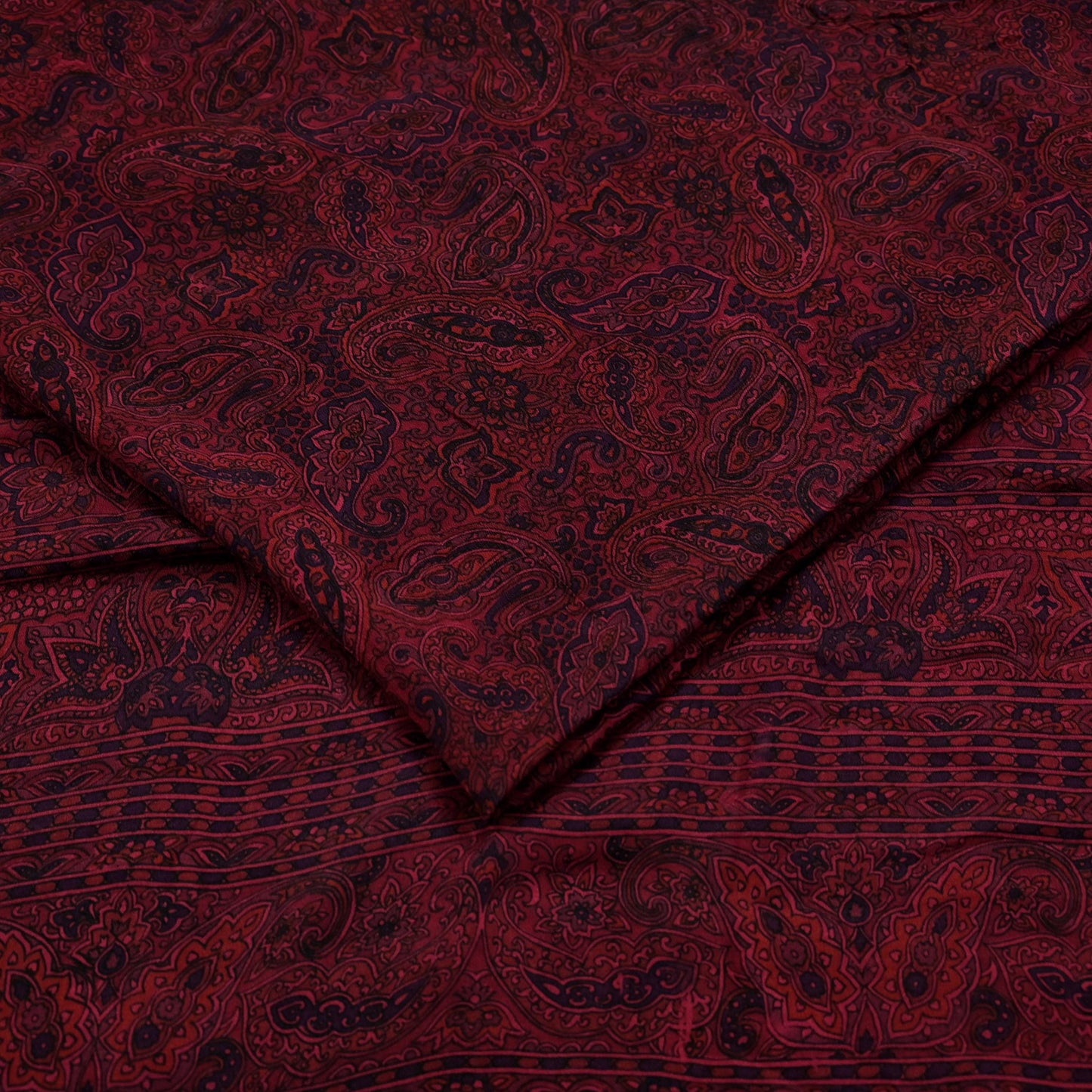 Indian Vintage Sari  Black & Maroon 100% Pure Silk Printed Saree 5yd Sewing Craft Fabric DressMaking Soft Quilting Crafting Upcycle Used