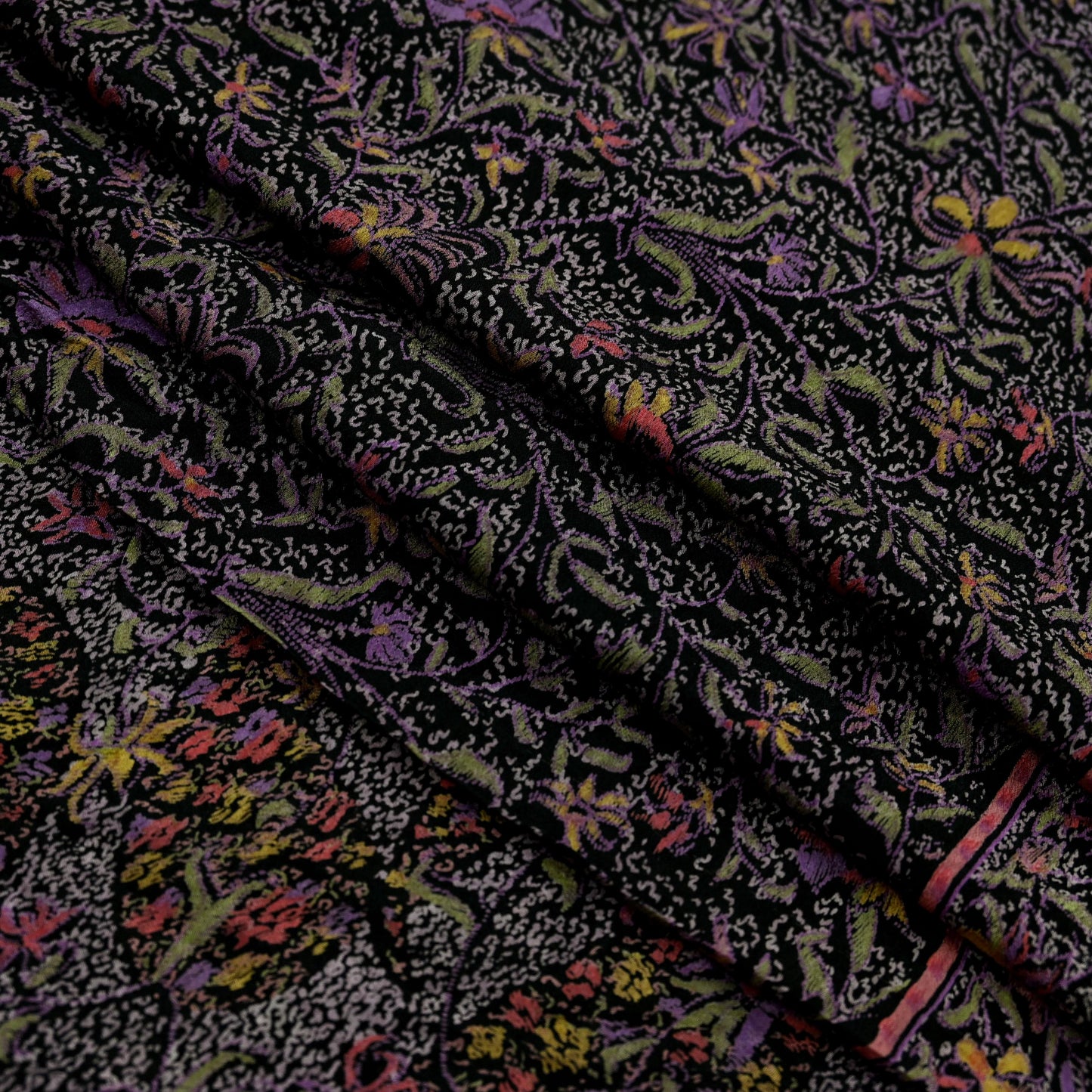 Indian Vintage Sari Black Printed Pure Silk Sarees Craft Fabric 6yd Sewing Floral Soft Dress Designing  for Crafting Quilting Upcycle Wrap