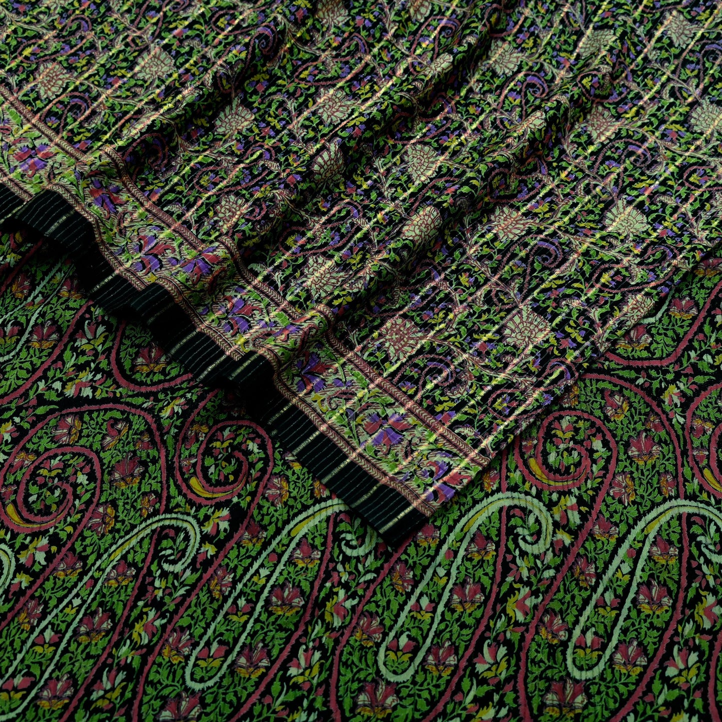 Indian Vintage Sari Black Printed Pure Silk Sarees Craft Fabric 5yd Sewing Floral Soft Dress Designing  for Crafting Quilting Upcycle Wrap