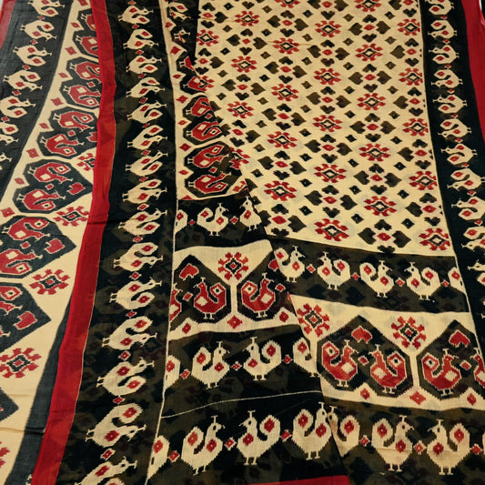 Indian Vintage Sari Beige & Black Ikat Printed Pure Cotton Sarees Craft Fabric 5Yd Sewing Sarong Wrap Boho Dress Making Quilting Upcycle