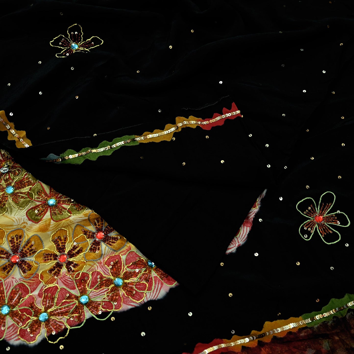 Indian Vintage Sari Black Pure Crepe Silk Hand Embroidered Saree 5yd Sewing Floral Craft Sequins Dress making Crafting Quilting