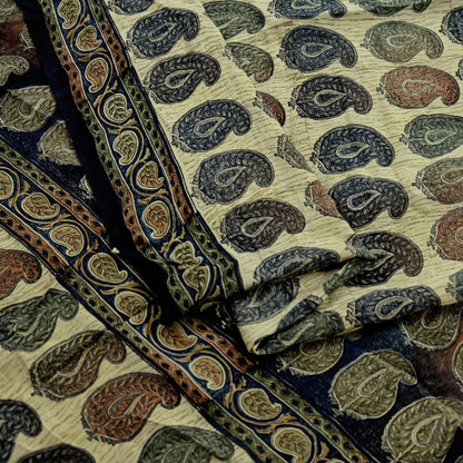 Indian Vintage Sari Beige Pure Crepe Silk Printed Sarees 5yd Sewing Paisley Soft Craft Fabric Wrap Dress making Crafting Quilting Used