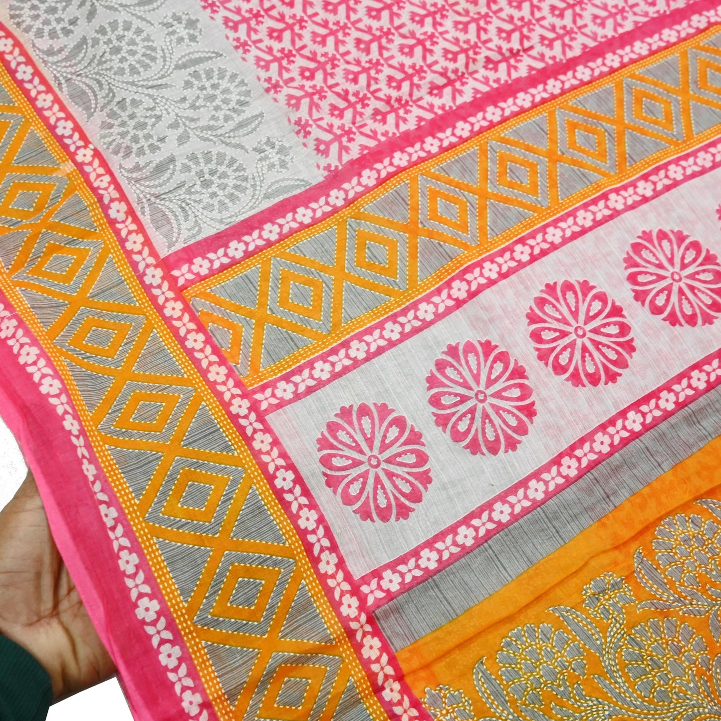 Indian Vintage Sari Gray & Pink Printed Blend Cotton Saree Craft Fabric 5Yd Soft Sewing Sarong Wrap Boho Paisley