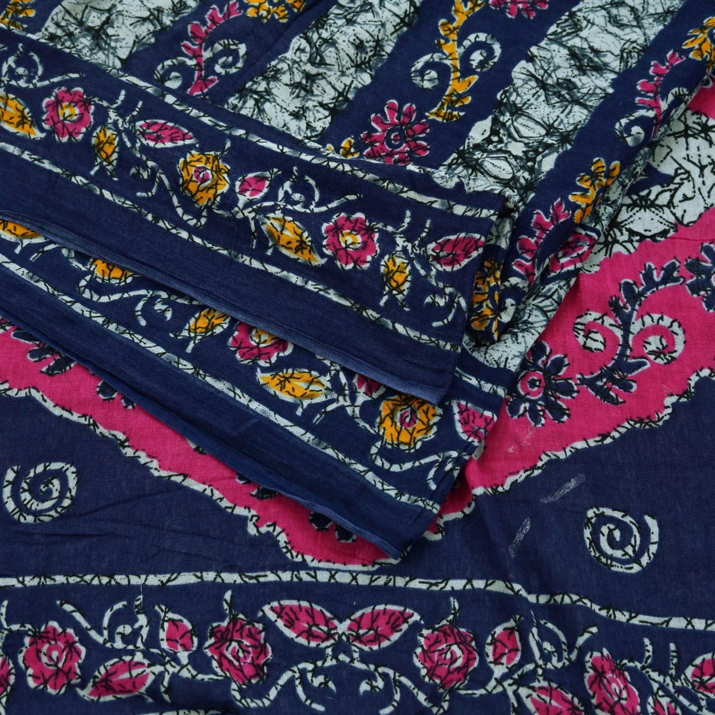 Indian Vintage Sari Gray & Blue Batik Printed Pure Cotton Saree Craft Fabric 5Yd Sewing Soft Sarong Wrap Boho Dress Making Quilting Crafting