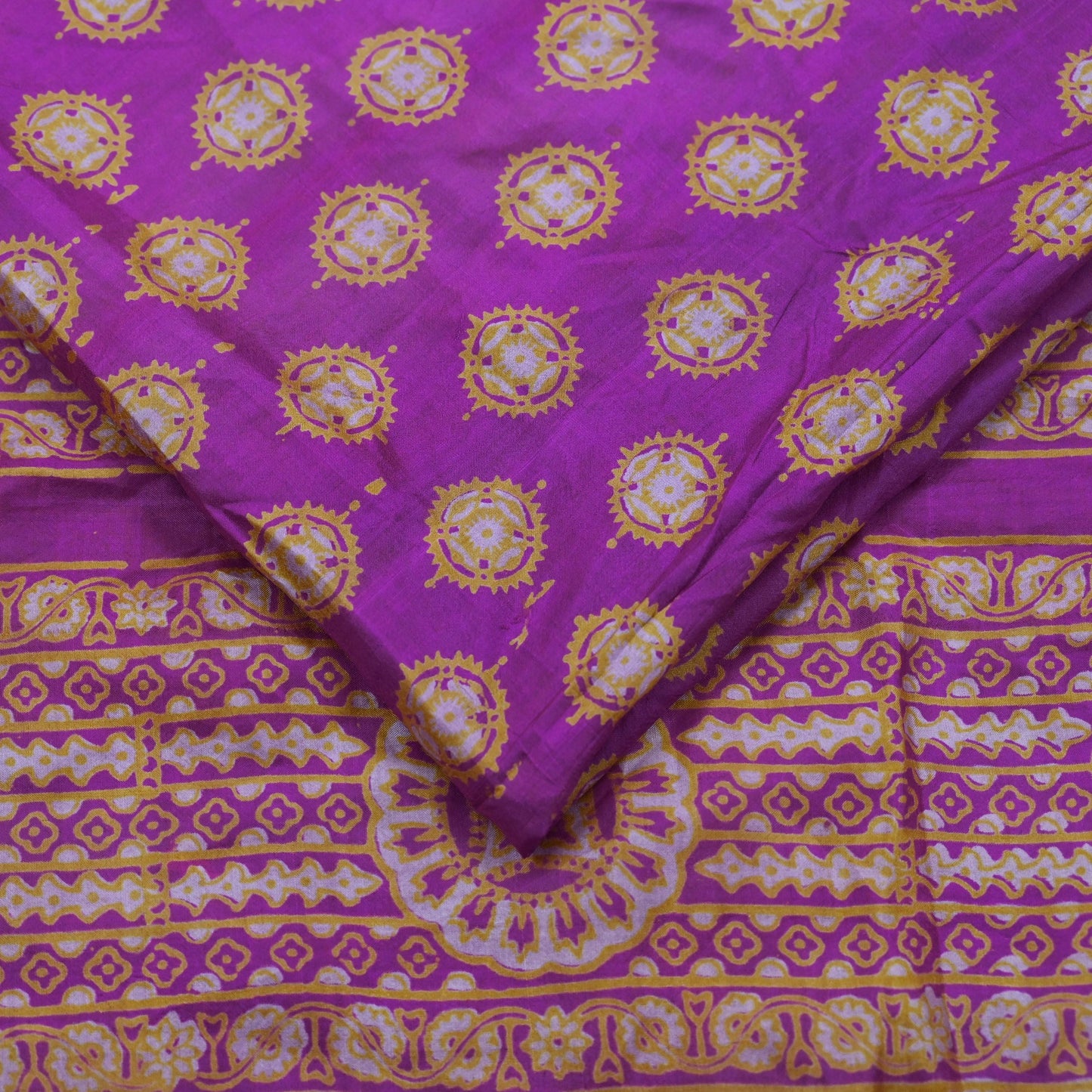 Indian Vintage Sari Purple 100% Pure Silk Printed Saree Fabric 5yd Sewing Craft Fabric DressMaking Soft Wrap Quilting Crafting Upcycle