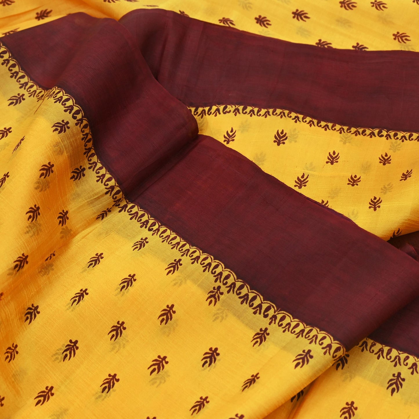 Indian Vintage Sari Yellow & maroon 100% Pure Silk Printed Sarees Craft Fabric 5yd Sewing Floral Paisley Soft Dress making Crafting Quilting