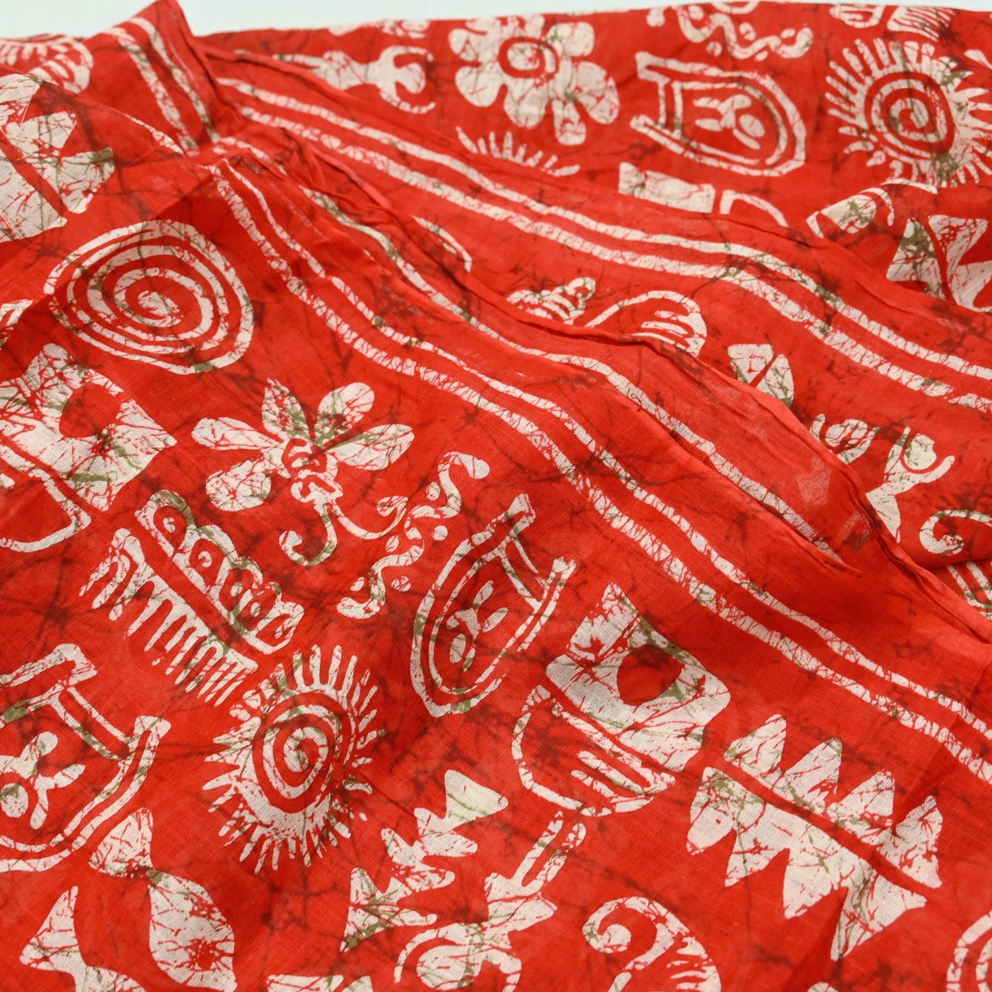 Indian Vintage Sari Red & Beige Batik Warli Printed Saree 100% Pure Cotton 5Yd Craft Fabric Soft Sewing Sarong Wrap Quilting Dress Making