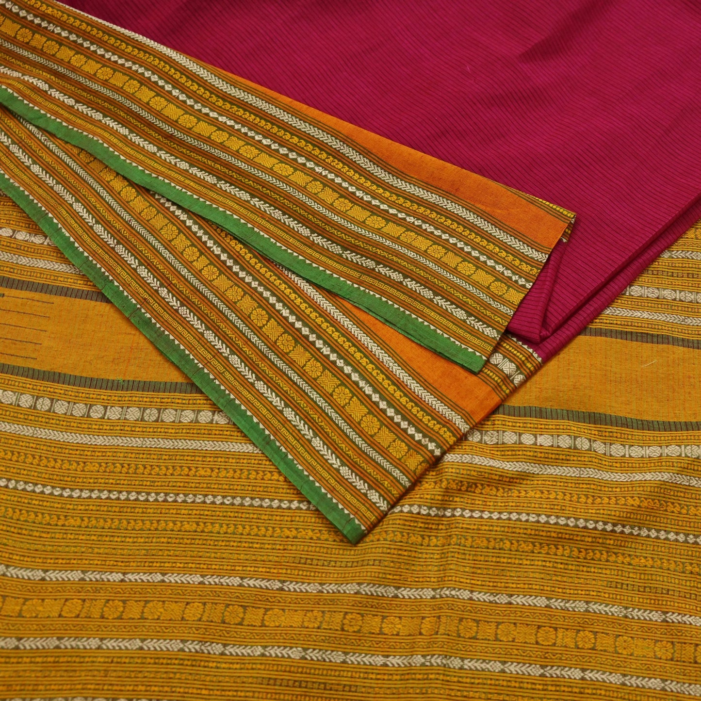 Indian Vintage Sari Red & Green Pure Cotton Hand Woven Baluchari Saree 5yd Craft Fabric Ethnic Dress making Crafting Quilting
