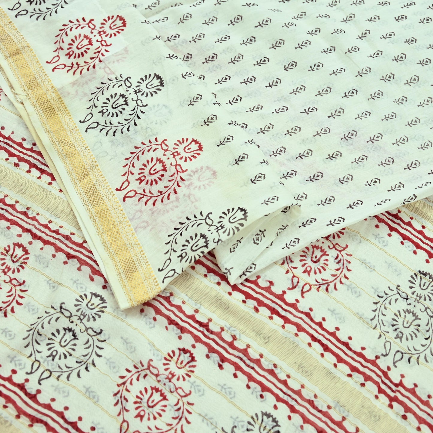 Indian Vintage Sari White Pure chanderi Silk Bagru Printed Sarees Fabric 5Yd Floral Soft Golden Zari Border Ethnic Dress making Upcycle
