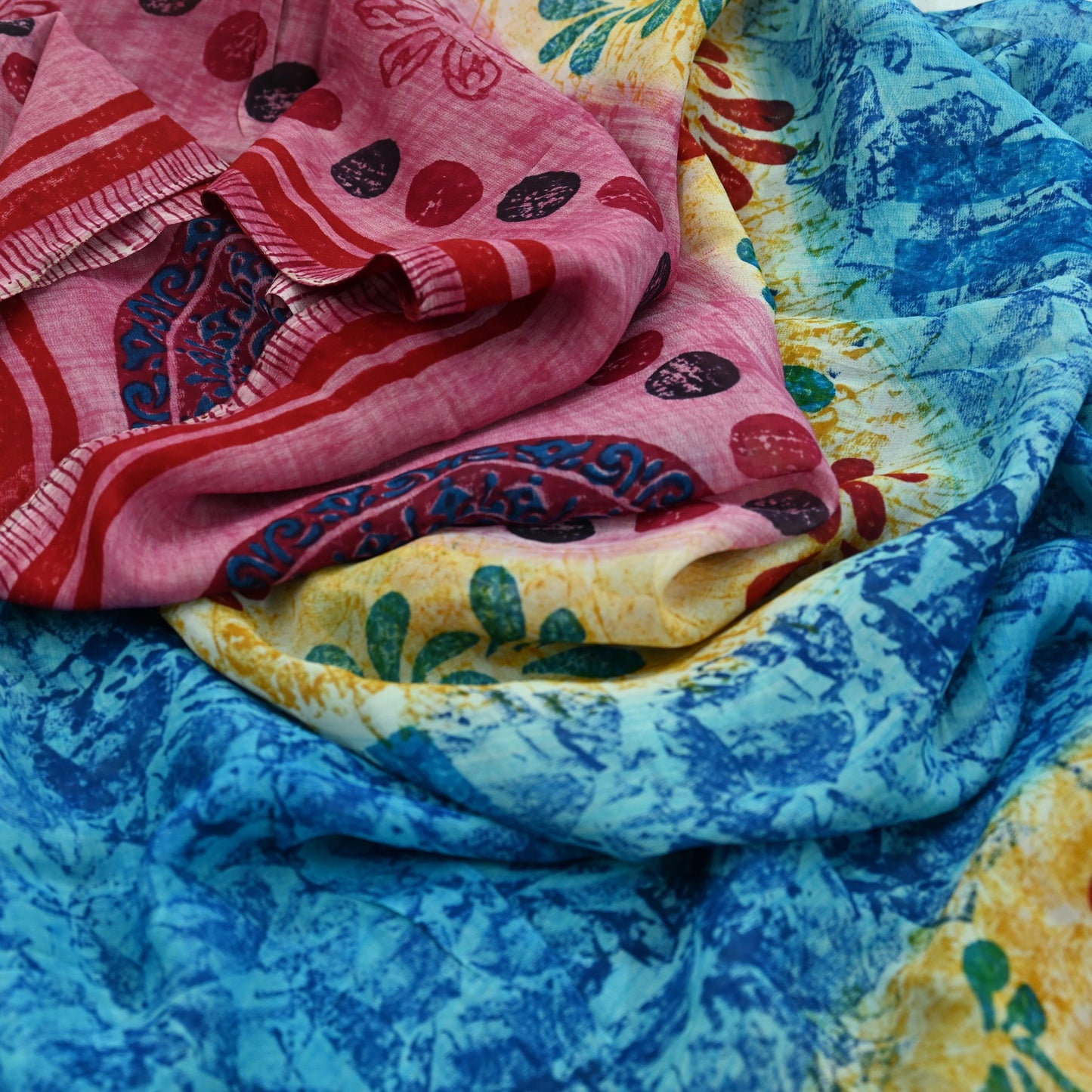 Indian Women Vintage Sari Blue & Maroon Blend Georgette Printed Saree Sewing 5yd Soft Craft Floral Wrap Boho Dress making Crafting