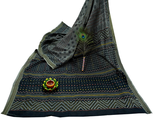 Indian Vintage Sari Black Pure Cotton Hand Embroidered Sarees Kantha Fabric 5yd Sewing Floral Soft Dress making Crafting Quilting