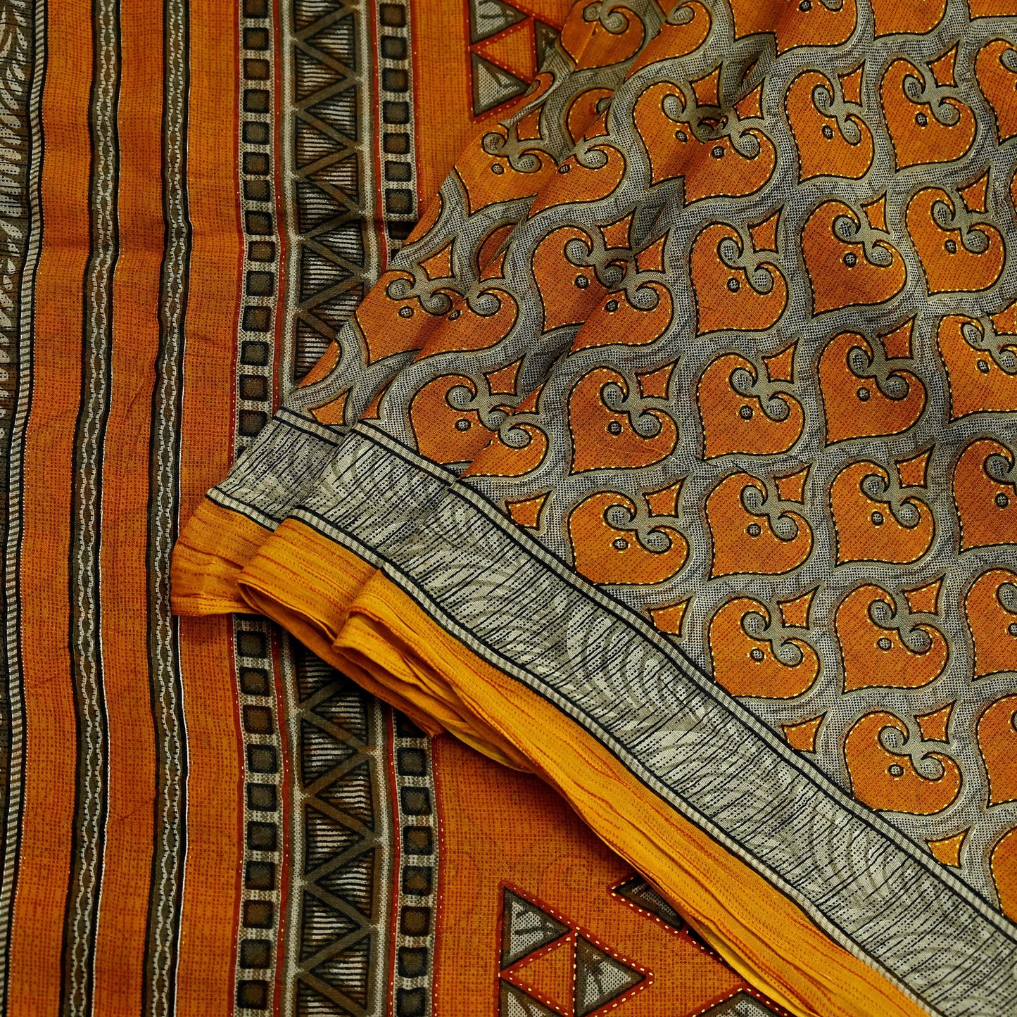 Indian Vintage Brown & Saffron Saree Printed Pure Cotton Indian Sari Craft Fabric 5Yd Soft Sewing Sarong Wrap Boho Floral Dress making