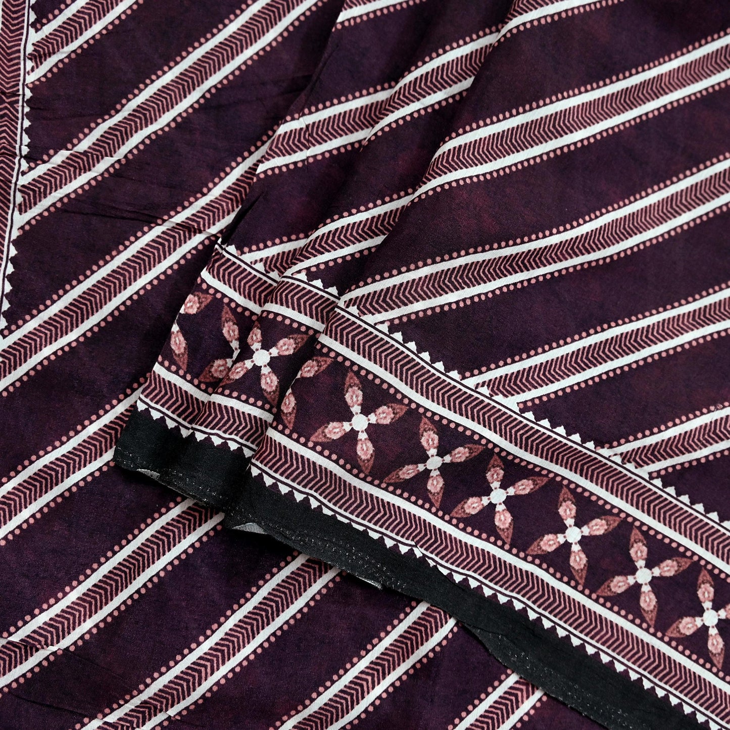 Indian Vintage Sari Ivory & Maroon Block Printed Pure Cotton Saree Fabric Soft Floral 5Yd Sarong Wrap Boho Fabric Kimono Soft