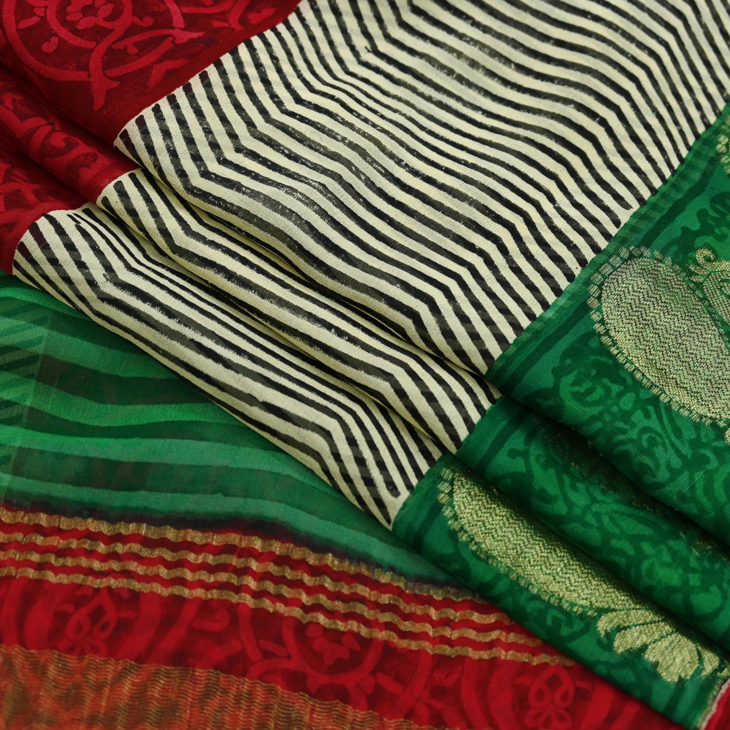 Women Indian Vintage Sari Red & Green Pure Georgette Silk Block Printed Sarees Craft Fabric Sewing 5Yd Dress Making Quilting Crafting Zari