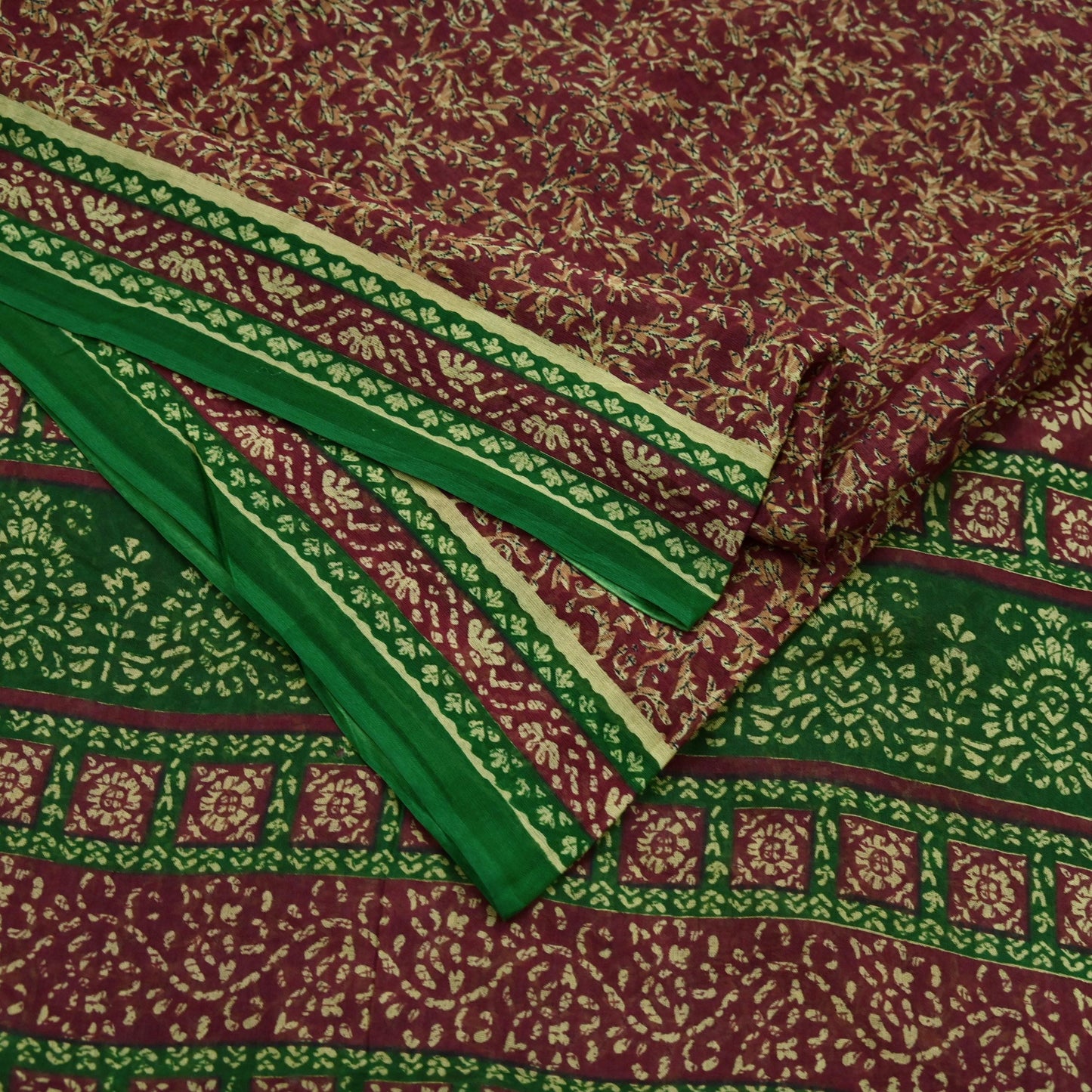 Indian Vintage Green & Maroon Saree Printed Pure Cotton Sari Craft Fabric Soft 5Yd Sewing Sarong Wrap Boho Floral Dress making Crafting