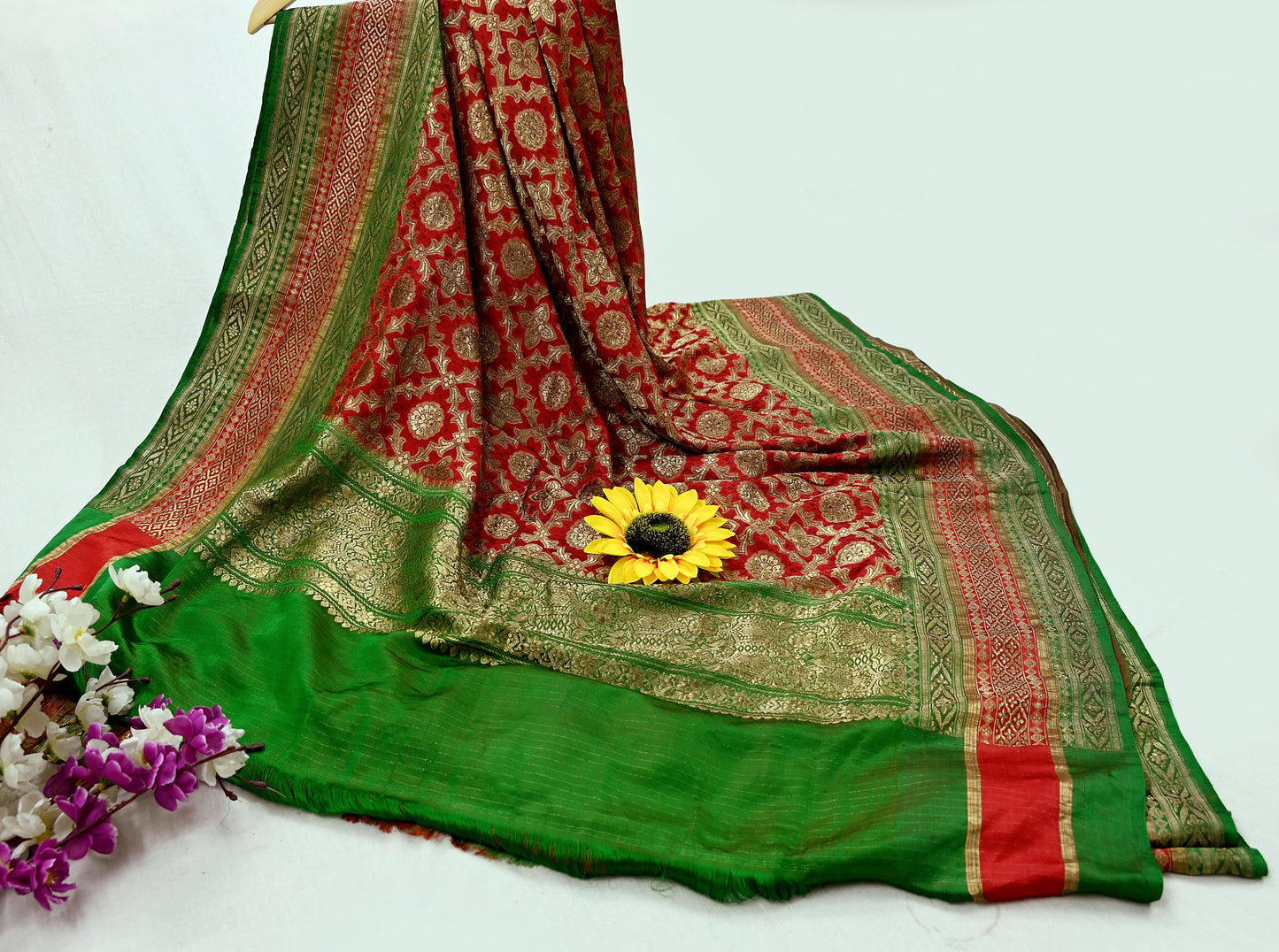 Indian Antique Vintage Heavy Wedding Sari Red & Green Pure Satin Silk Hand Woven Banarasi Sarees Zari 5Yd Floral Pre-owned Designing
