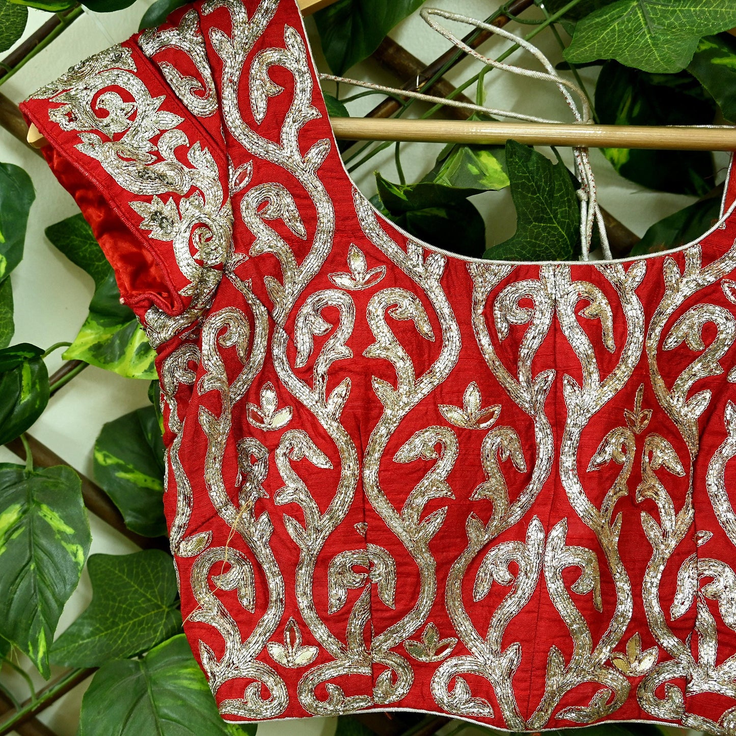 Indian Pre-owned Heavy Red Hand Embroidered By Designer Sabyasachi Padded Blouse/Top/Crop M Size Party wear Bollywood