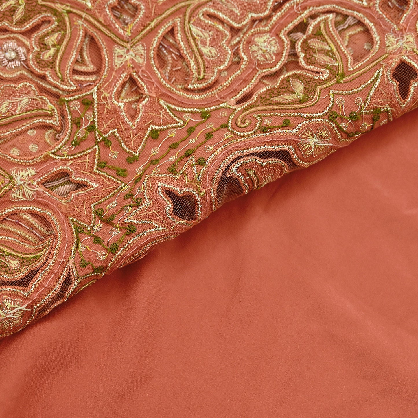 Indian Vintage Heavy Peach Sari  Hand Embroidered Saree 100% Pure Satin Silk Craft Fabric 5yd Soft Dress making Wedding/Party Wear Zardozi