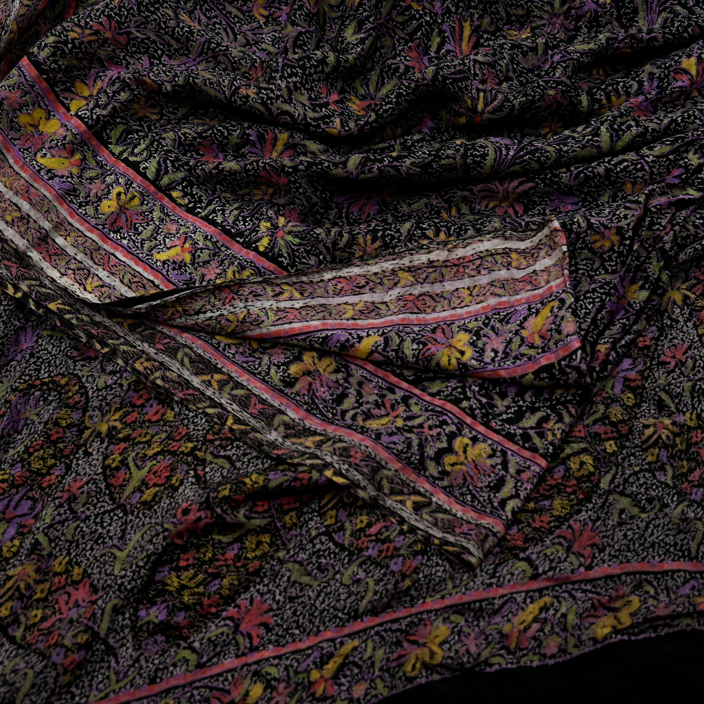 Indian Vintage Sari Black Printed Pure Silk Sarees Craft Fabric 6yd Sewing Floral Soft Dress Designing  for Crafting Quilting Upcycle Wrap