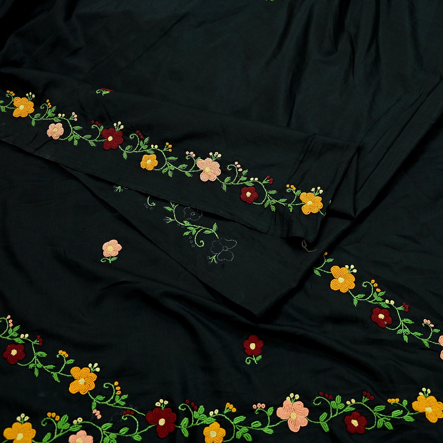 Indian Vintage Sari Black Pure Silk Hand Embroidered Saree Craft Fabric 5Yd Sewing Soft Ethnic Dress Making Bollywood saree