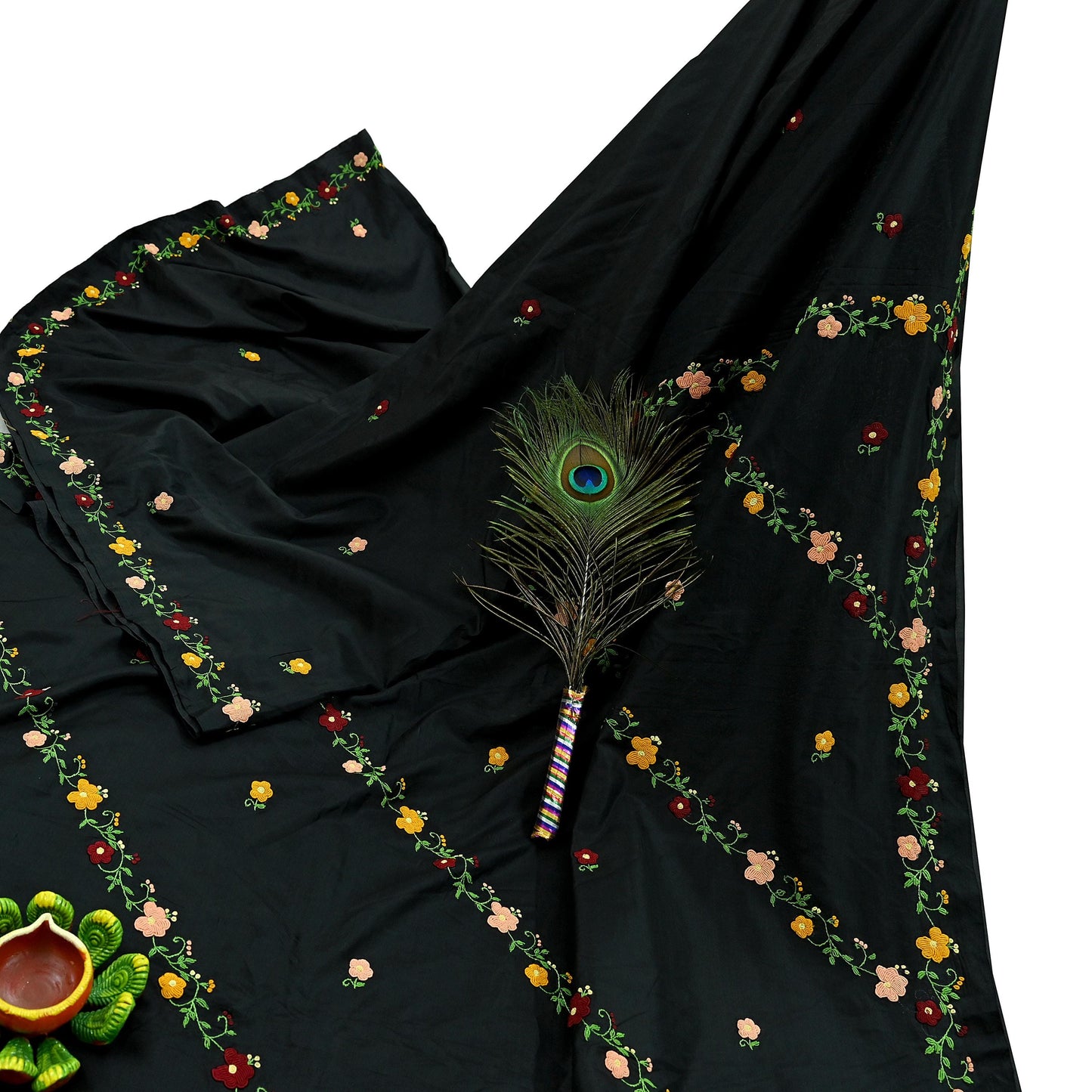 Indian Vintage Sari Black Pure Silk Hand Embroidered Saree Craft Fabric 5Yd Sewing Soft Ethnic Dress Making Bollywood saree