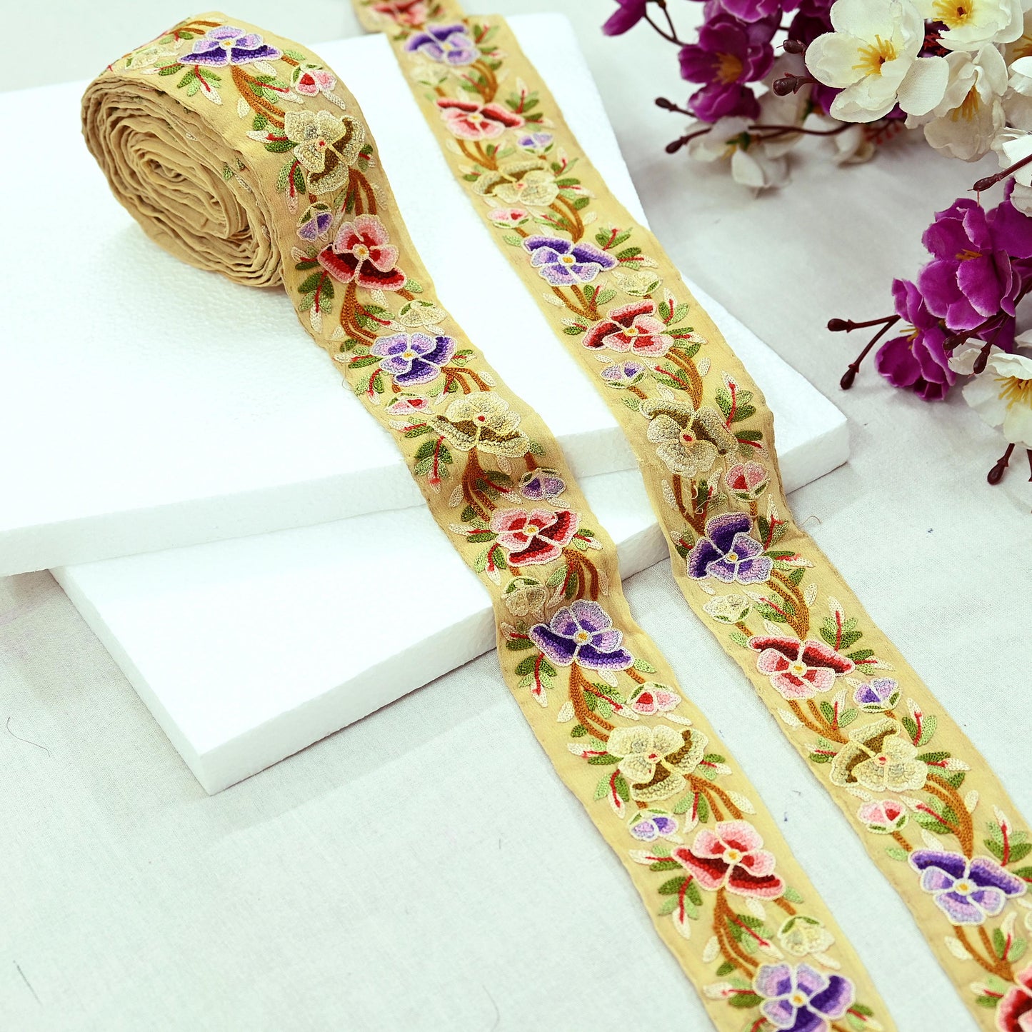 Indian Antique Vintage Real Chain Stitch Border Beige Hand Embroidered Craft Trim Lace Sewing Sarees Ribbon Recycled 1yard