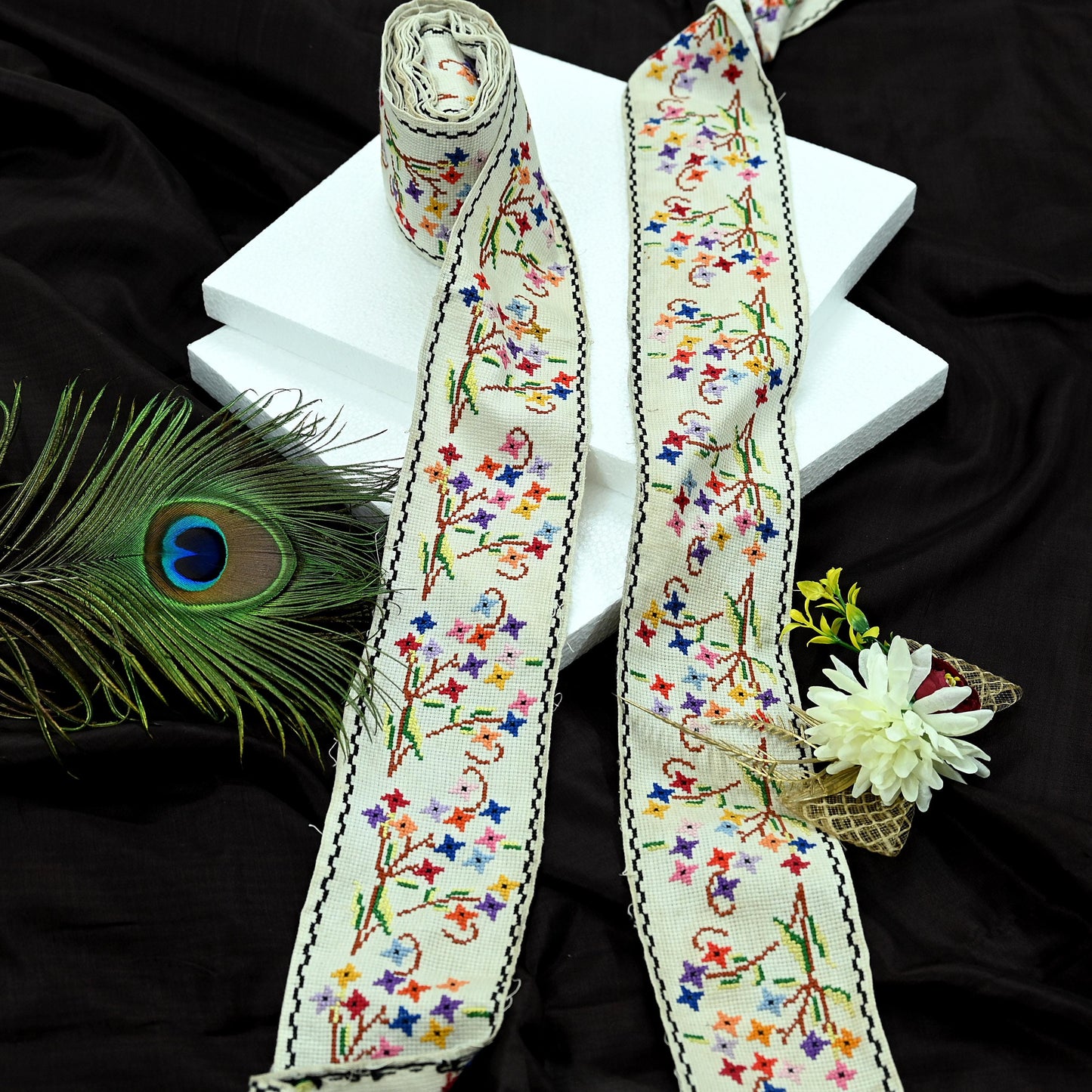 Indian Antique Vintage Hand Embroidered Cross Stitch Sari Border White Craft Trim Lace Sewing Sarees Ribbon Recycled 7yard Pure Cotton