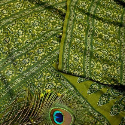 Indian Vintage Sari Green Heavy Pure Satin Silk Hand Woven Tanchoi Sarees Ethnic Wear 5Yd Paisley Craft Fabric Dress Making Crafting