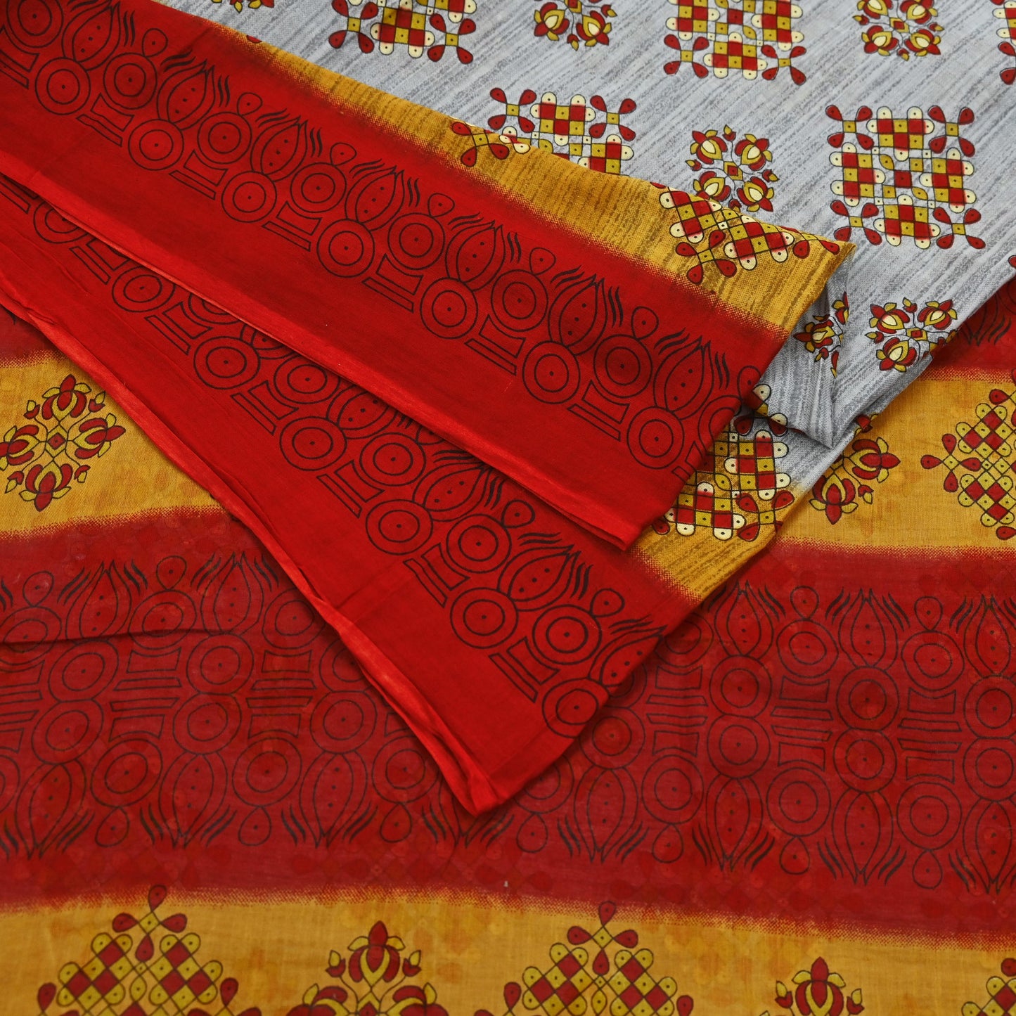 Indian Vintage Sari Red & Gray Printed Pure Cotton Sarees Craft Fabric Soft 5Yd Sewing Sarong Wrap Boho Quilting Crafting Dress making