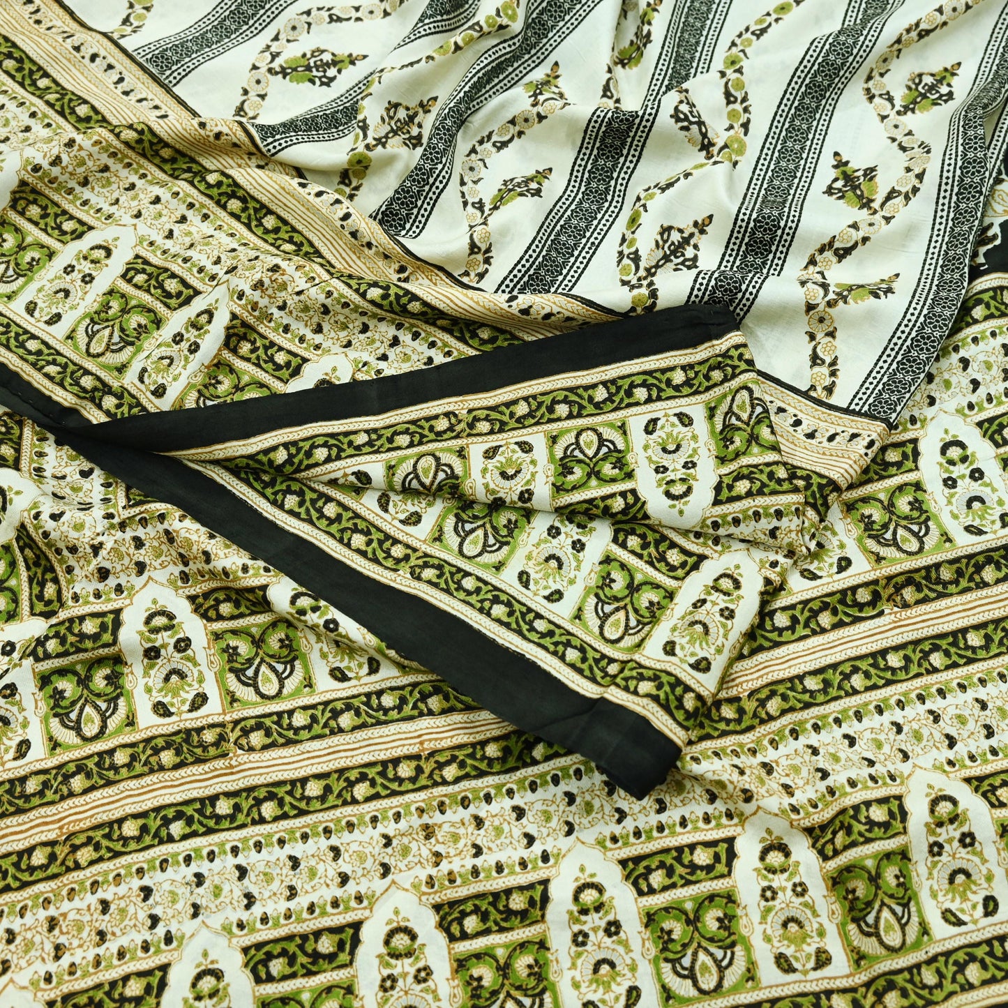 Indian Vintage Sari Ivory & Black Printed Pure Silk Sarees 5yd Sewing Craft Fabric DressMaking Soft Wrap Upcycle Quilting Crafting Used