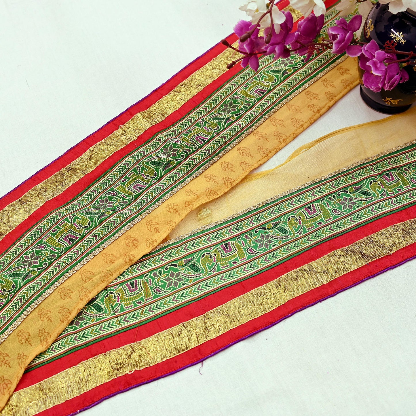 Indian Vintage Border Hand Embroidered 1yd Craft Trim Lace Sewing Ribbon Recycled Sari Border Brocade