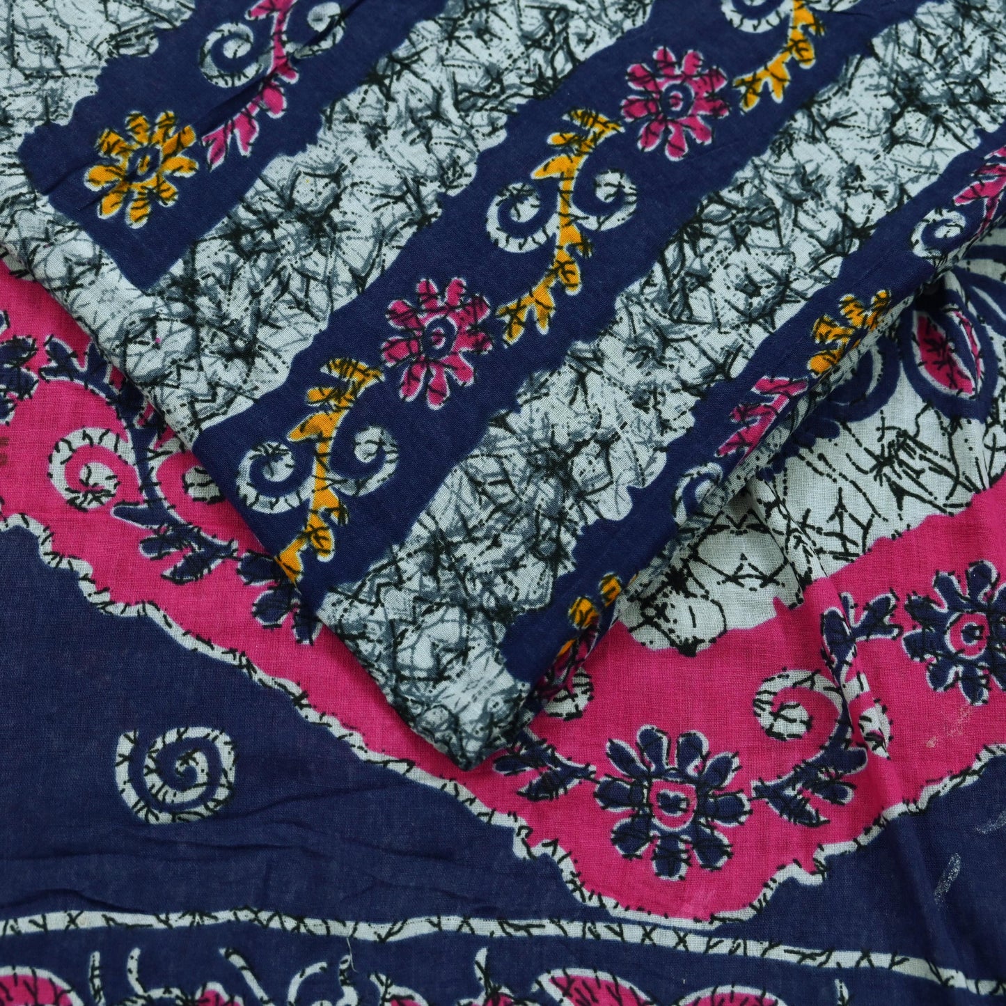 Indian Vintage Sari Gray & Blue Batik Printed Pure Cotton Saree Craft Fabric 5Yd Sewing Soft Sarong Wrap Boho Dress Making Quilting Crafting