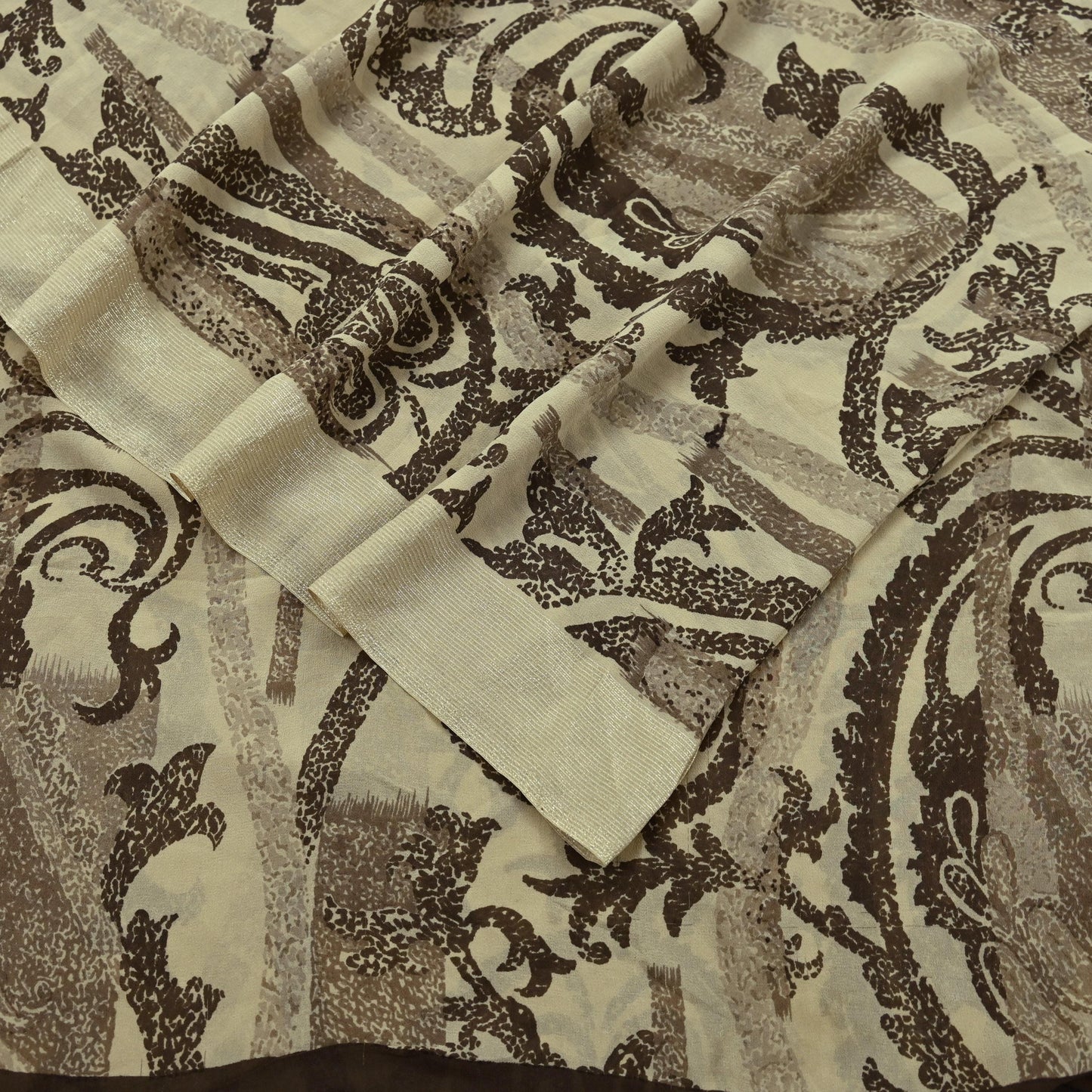 Indian Vintage Sari Beige Pure Georgette Silk Printed Sarees 5Yd Craft Fabric Sewing Quilting Dress making Crafting Quilting Upcycle