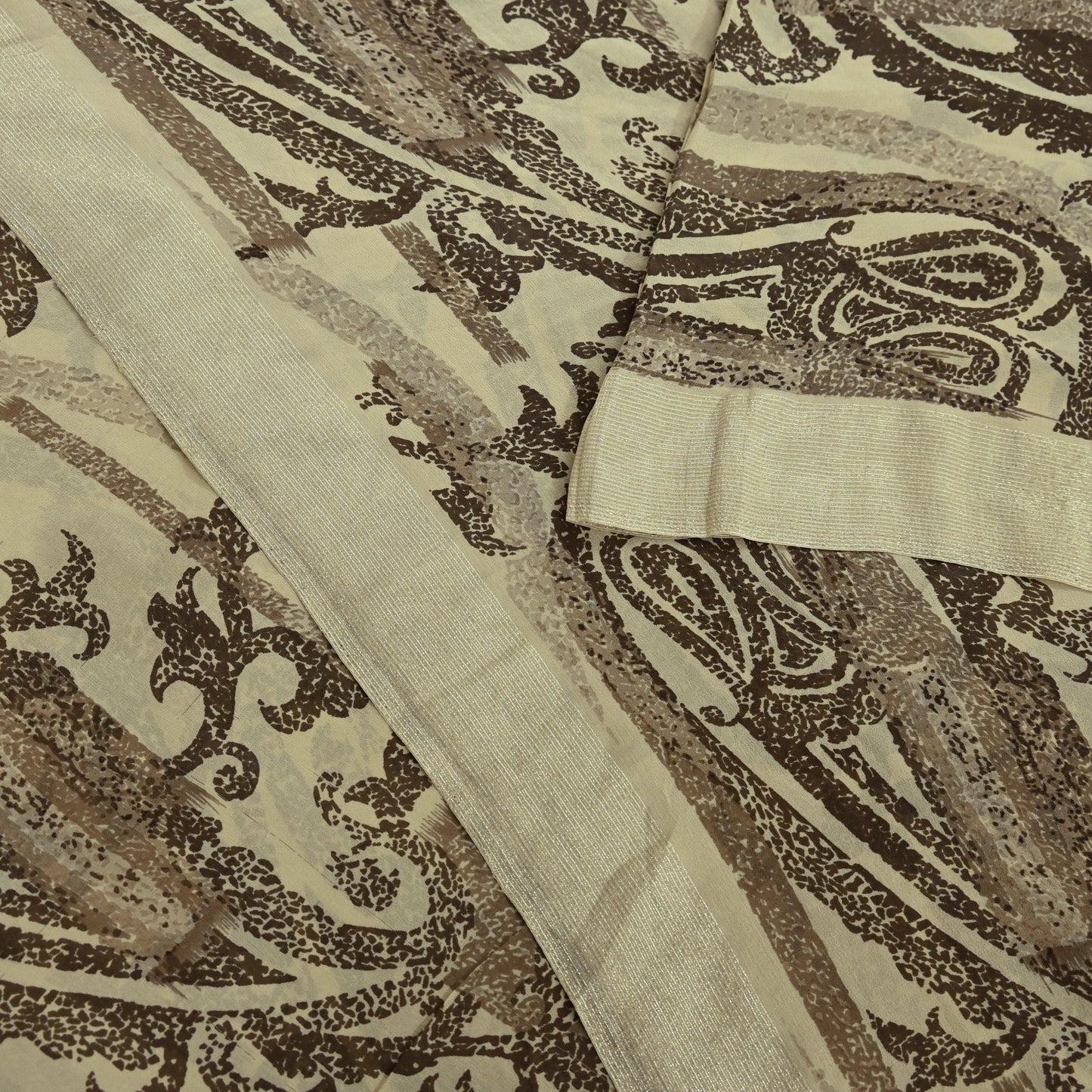 Indian Vintage Sari Beige Pure Georgette Silk Printed Sarees 5Yd Craft Fabric Sewing Quilting Dress making Crafting Quilting Upcycle