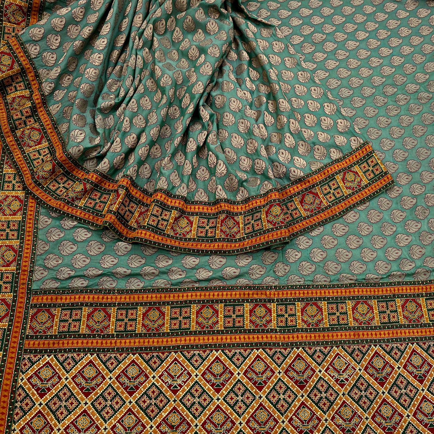 Vintage Heavy Wedding Green Sari Hand Embroidered Banarsi Brocade Sarees Zari/Zardozi/Dabka 5Yd Dress making Crafting Quilting