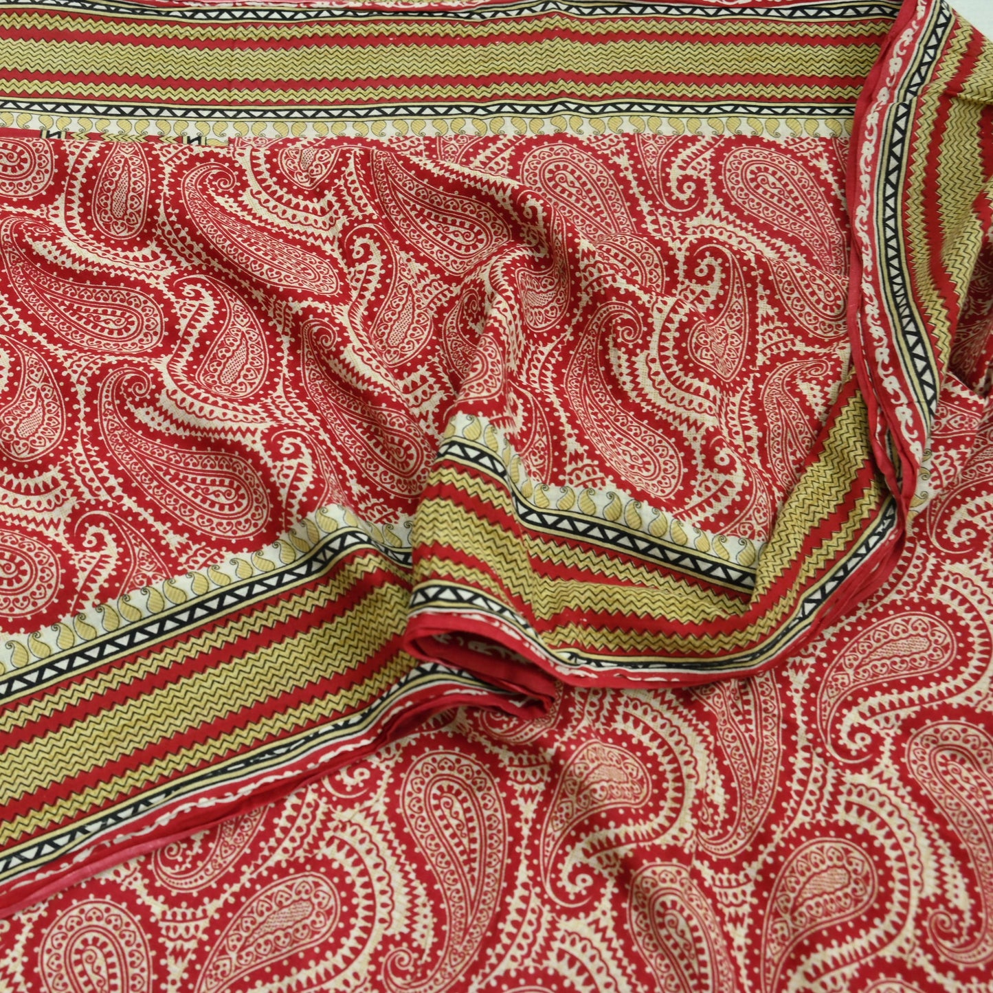 Indian Vintage Sari Ivory & Pink Printed Blend Cotton Saree Craft Fabric 5Yd Soft Sewing Sarong Wrap Boho Floral Dress making Crafting