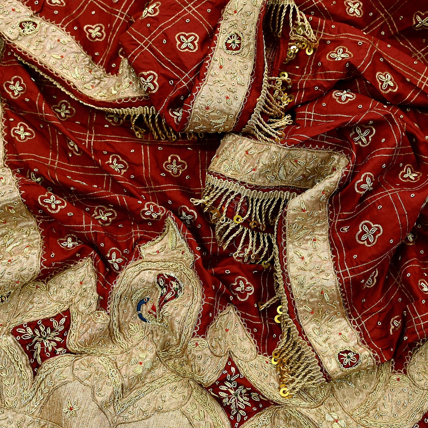 Indian Vintage Heavy Bridal Dupatta maroon Pure Silk Long Stole Hand Embroidered Hijab Scarf Zardozi Peacock Wedding Dupatta Fringes