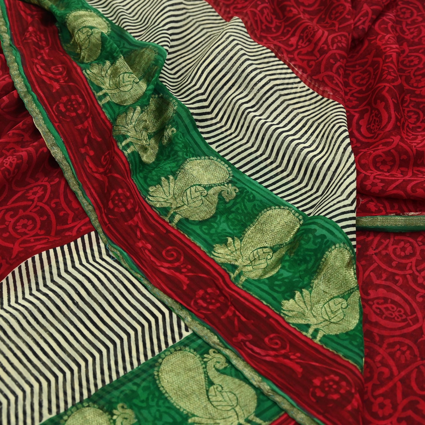 Women Indian Vintage Sari Red & Green Pure Georgette Silk Block Printed Sarees Craft Fabric Sewing 5Yd Dress Making Quilting Crafting Zari