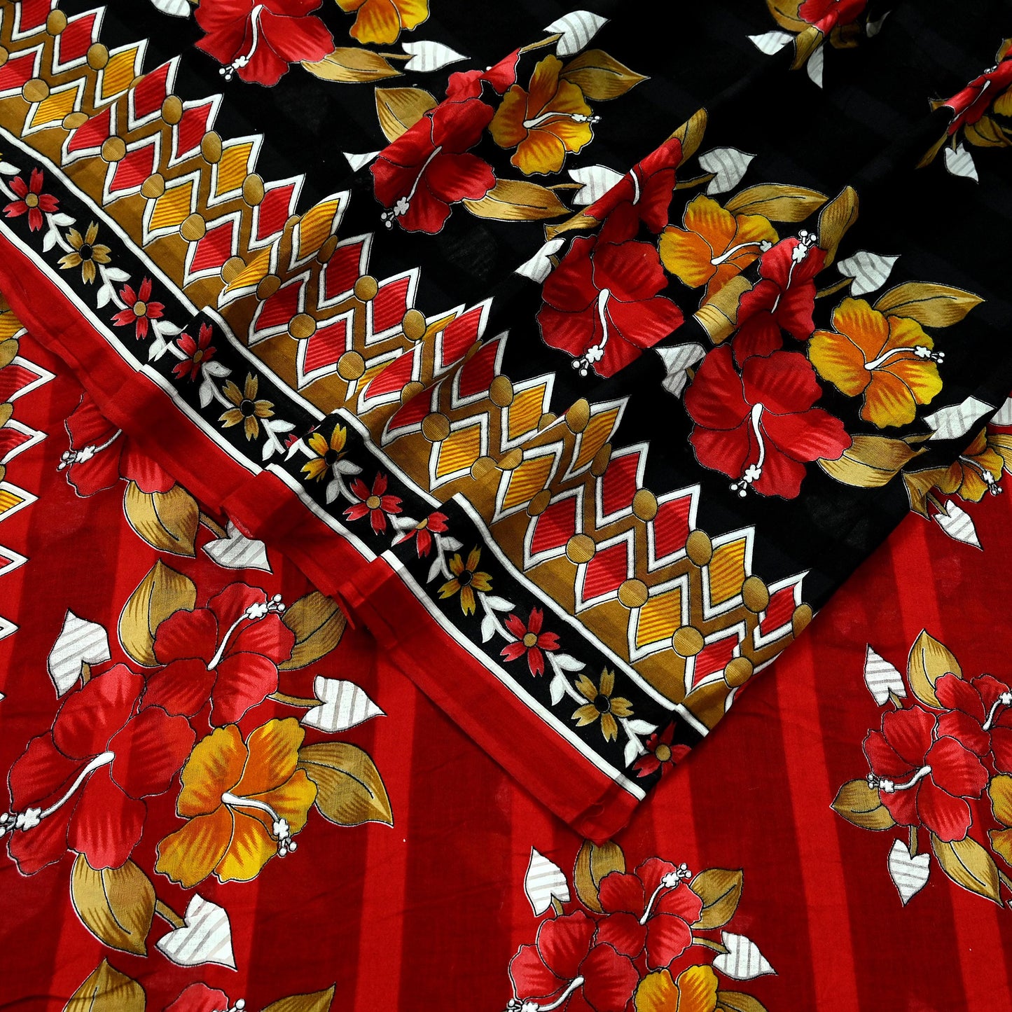 Indian Vintage Sari Red & Black Printed 100% Pure Cotton Saree Craft Fabric 5Yard Sewing Sarong Wrap Boho Floral