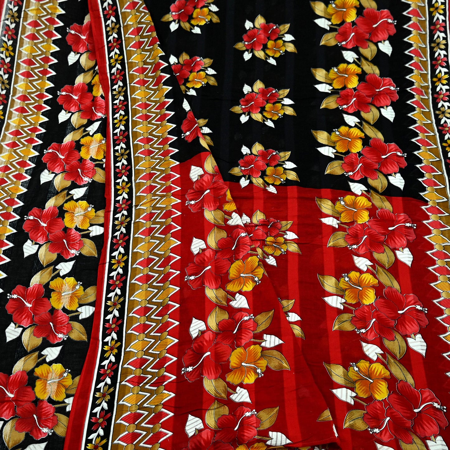 Indian Vintage Sari Red & Black Printed 100% Pure Cotton Saree Craft Fabric 5Yard Sewing Sarong Wrap Boho Floral