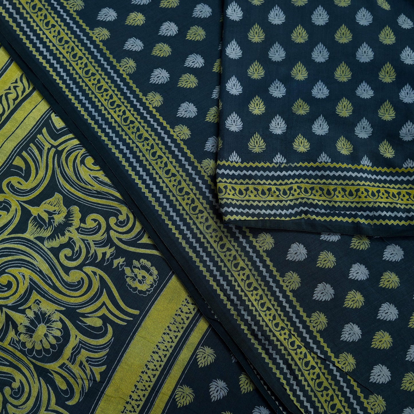 Indian Vintage Green & Gray Saree Printed Pure Cotton Sari Craft Fabric 5Yd Sewing Soft Sarong Wrap Boho Floral Quilting Crafting