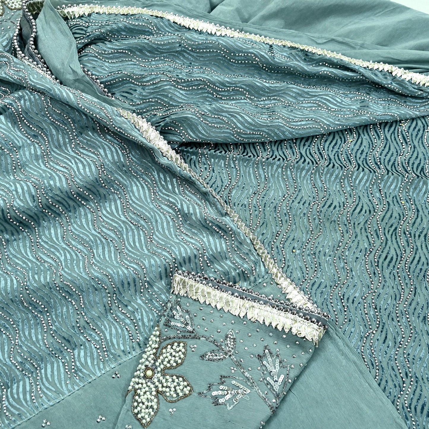 Indian Vintage Heavy Sarees Gray Pure Silk & Brasso Hand Embroidered Sari Fabric 5Yd Sewing Ethnic Sequins Wedding sarees