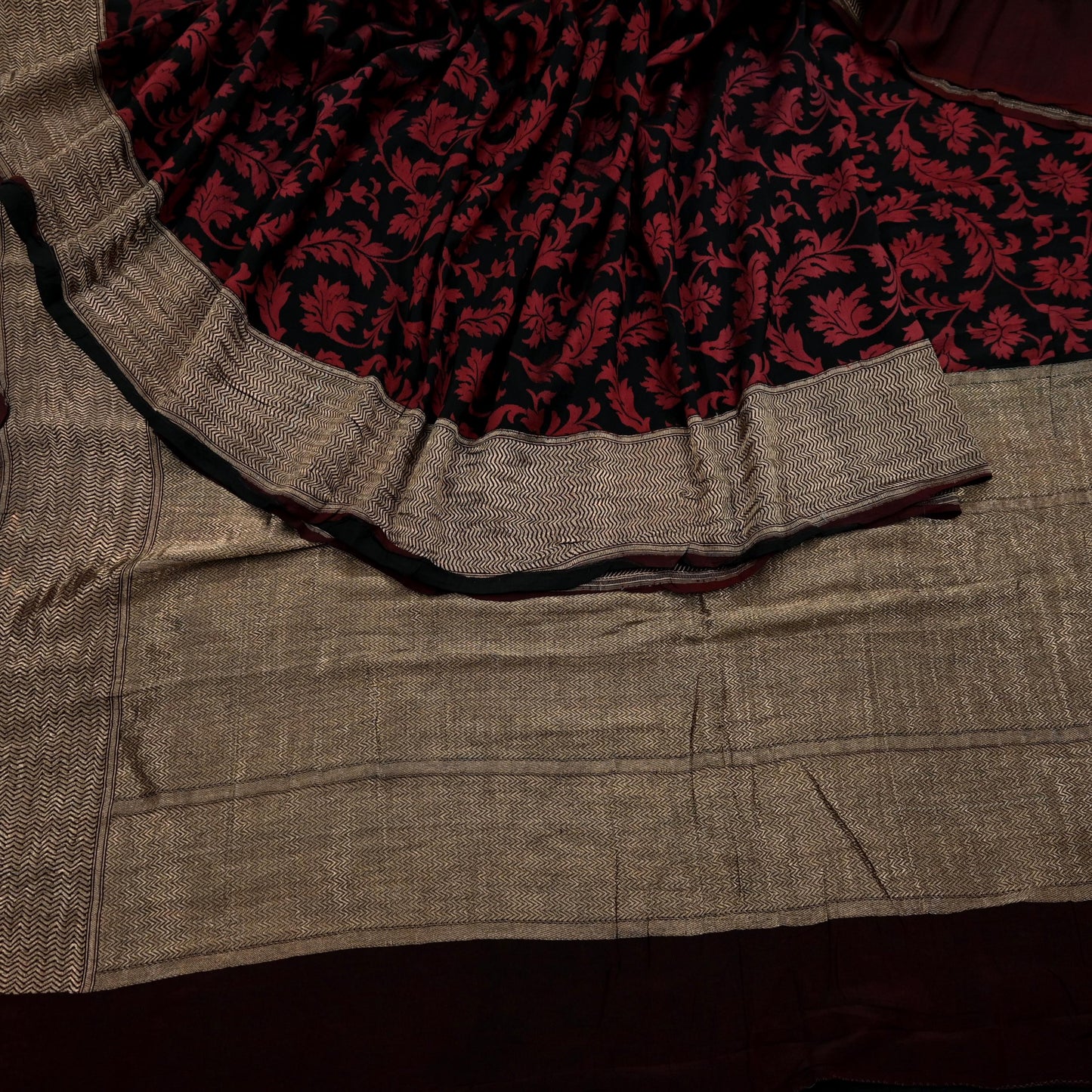 Indian Vintage Heavy Sari Black Hand Woven Sarees 100% Pure Silk Zari 5Yd Dress making Crafting Upcycle Quilting Floral