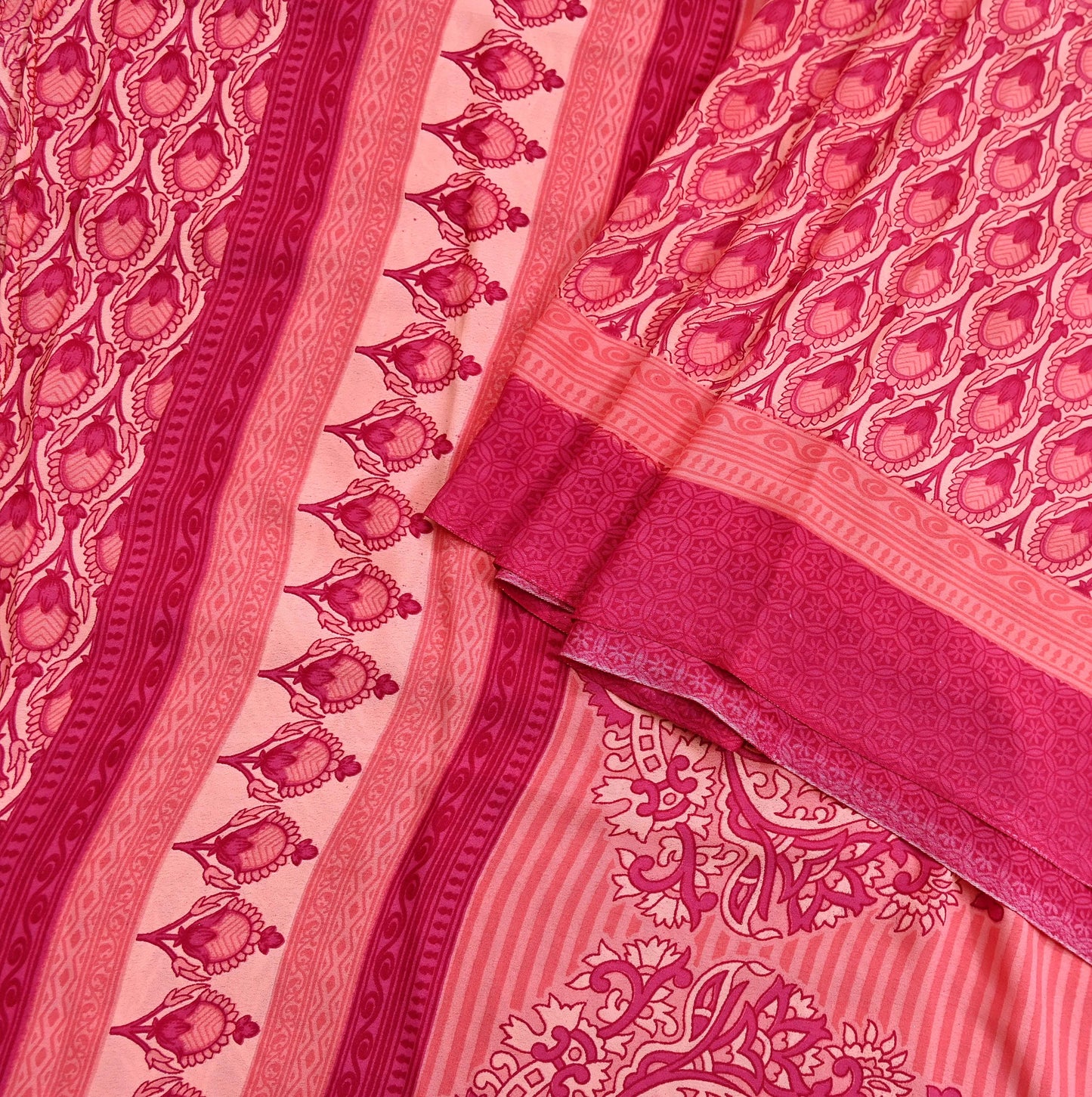 Indian Vintage Sari Peach & Pink Moss Crepe Printed Sarees 5yd Craft Fabric Sewing Floral Soft Dress making Quilting Crafting Upcycle Used
