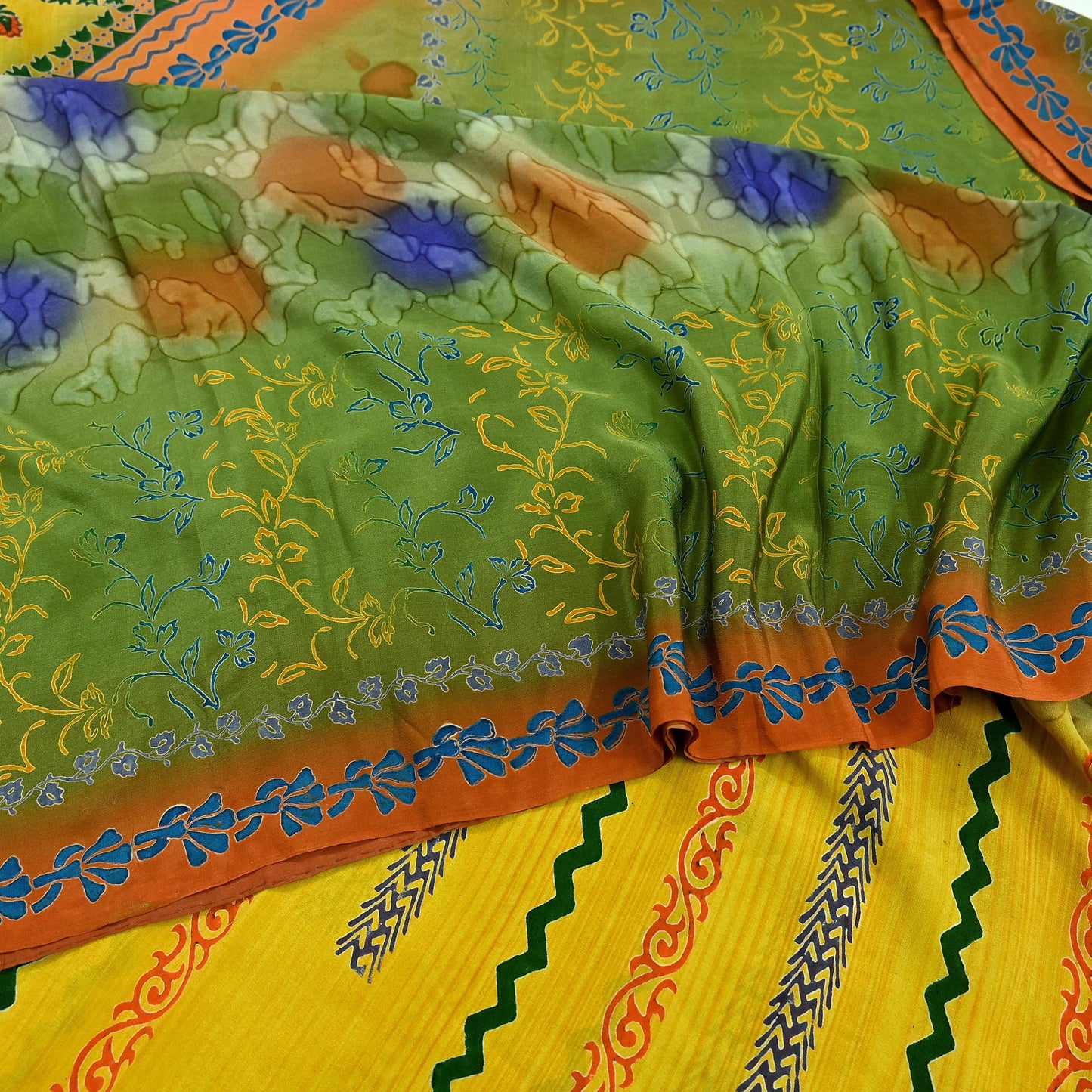 Indian Vintage Sari Yellow &Green Pure Crepe Silk Printed Sarees 5yd Sewing Floral Soft Craft Fabric Wrap Dress making Crafting Quilting