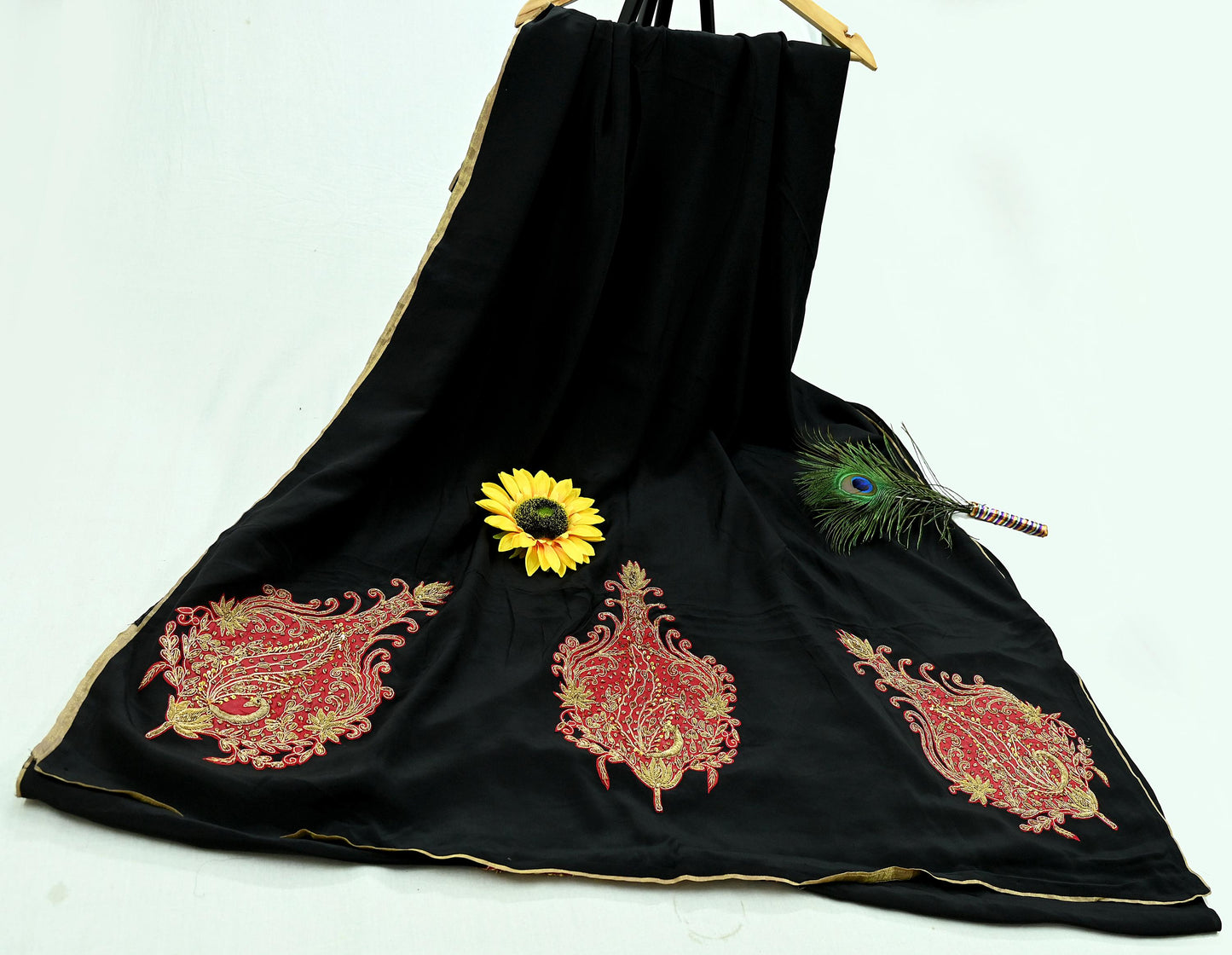 Indian Vintage Sari Black Pure Crepe Silk Pre-owned Hand Embroidered Ritu Kumar Designer Sarees Fabric 5Yd Soft Ethnic Bollywood Party sari